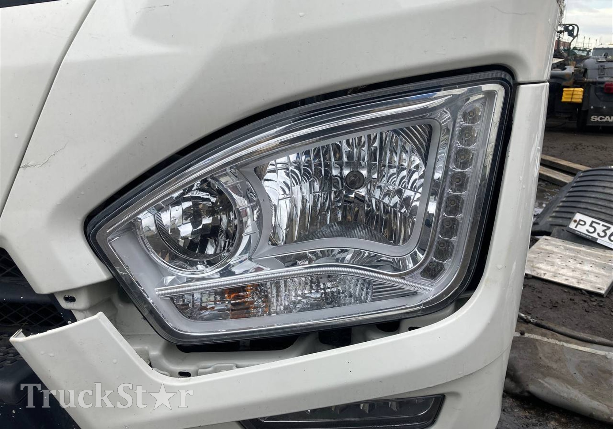 H4364010121A0 Фара левая 2023г для Foton Auman EST