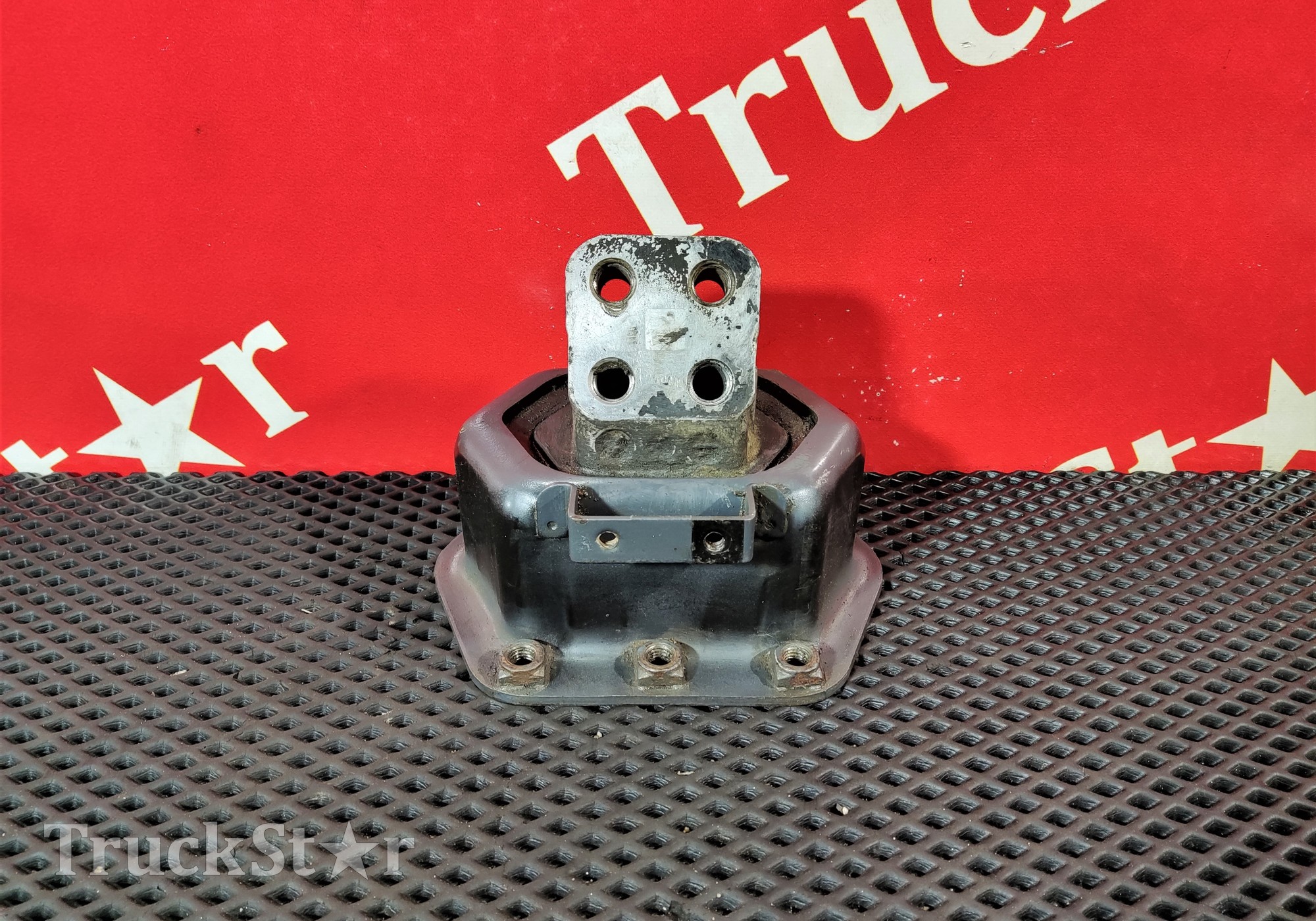 1378587 Подушка двигателя задняя для Daf XF105