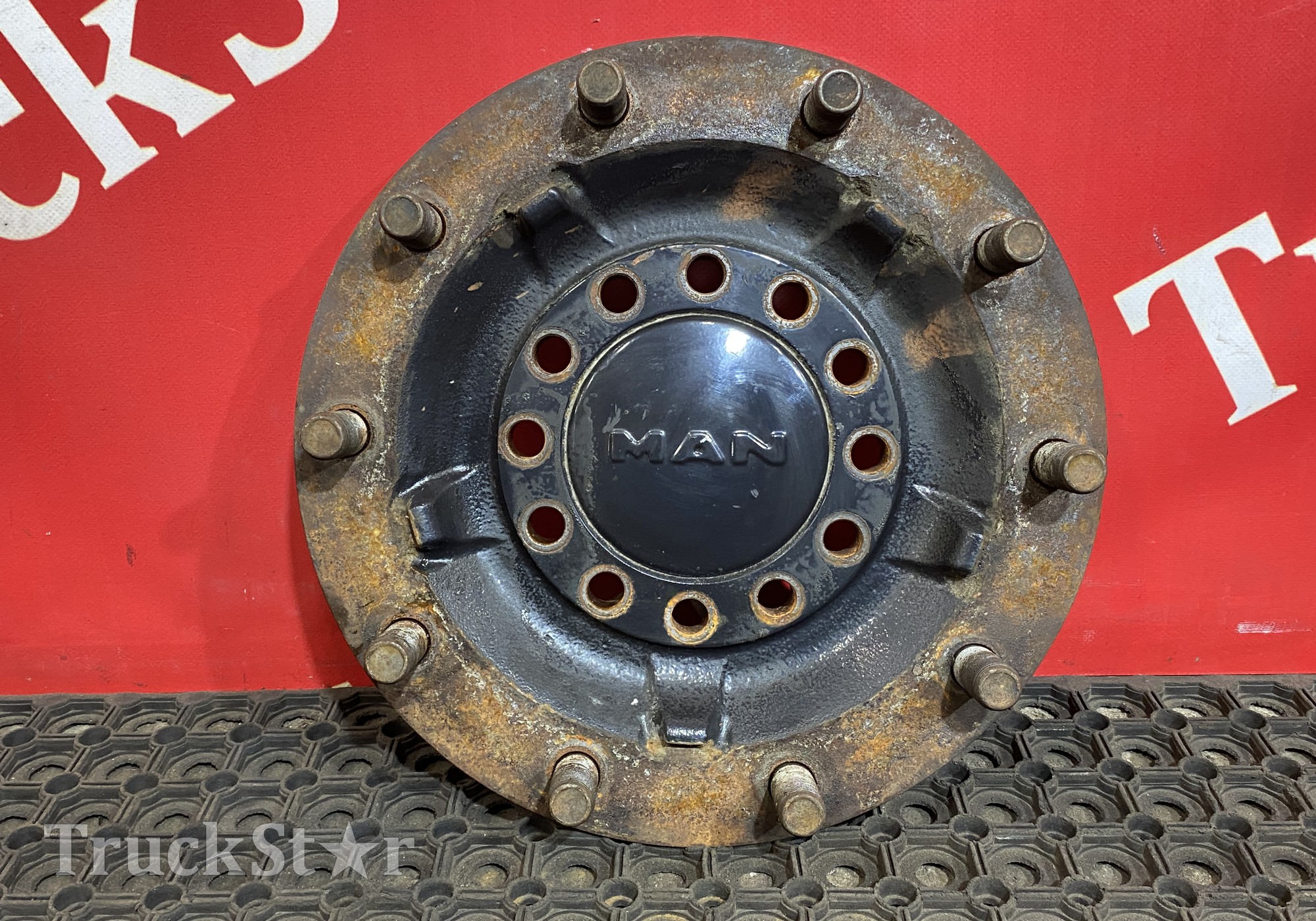 81443013194 Фланец передней ступицы 2019г для Man