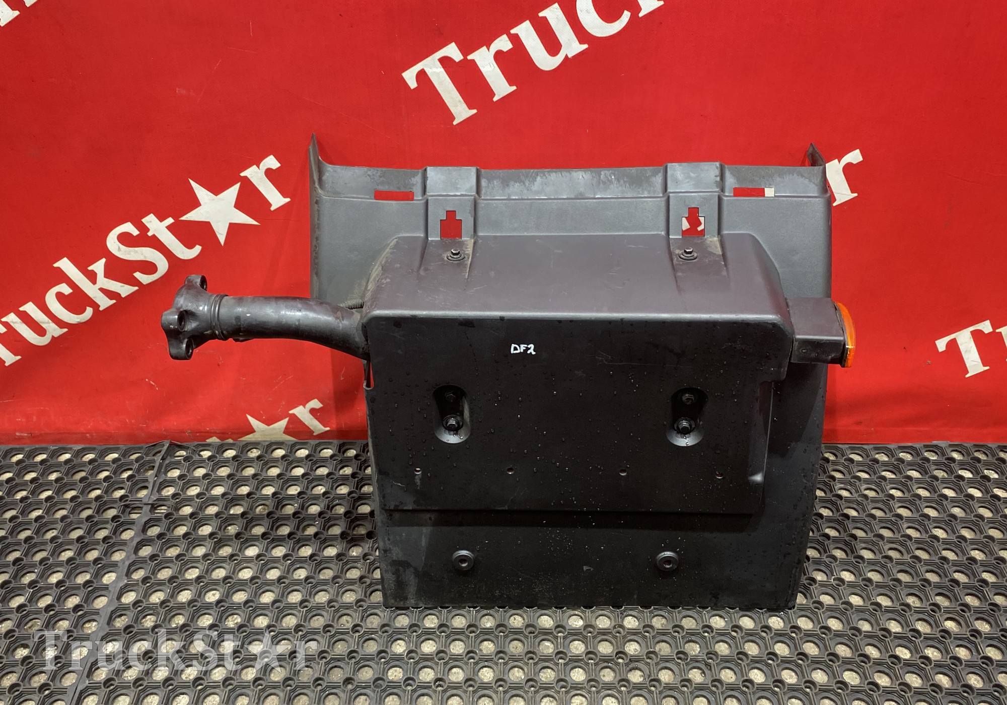 8511950H11A0 Крыло заднее левое передняя часть 2023г для DongFeng GX DFH4180