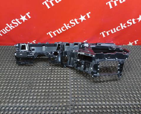 84045796 Кронштейн торпедо 2019г для Volvo FH 4 (с 2012)