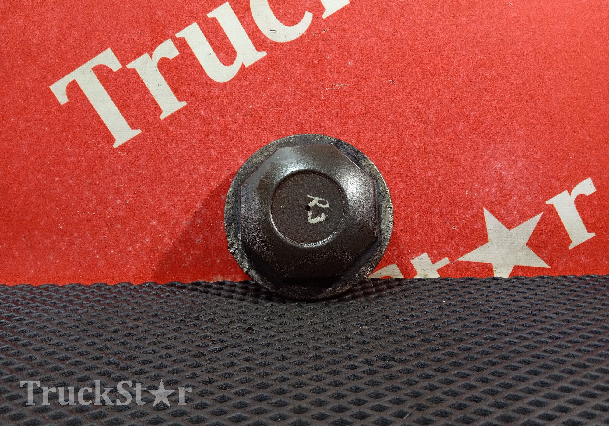 21302471 Крышка ступицы передней для Volvo FH