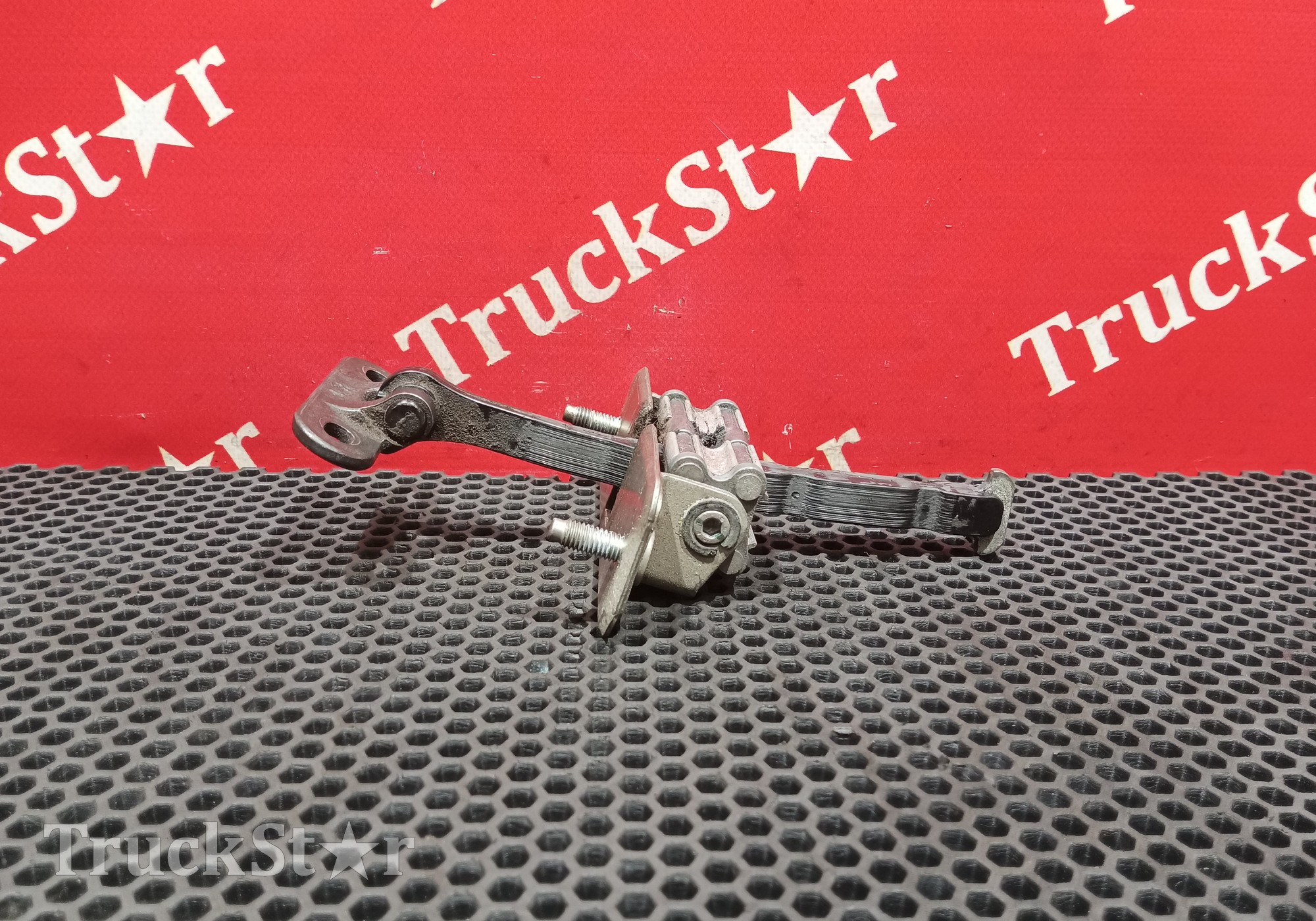 2045107 Ограничитель двери 2019г. для Scania 6-series S (с 2016)