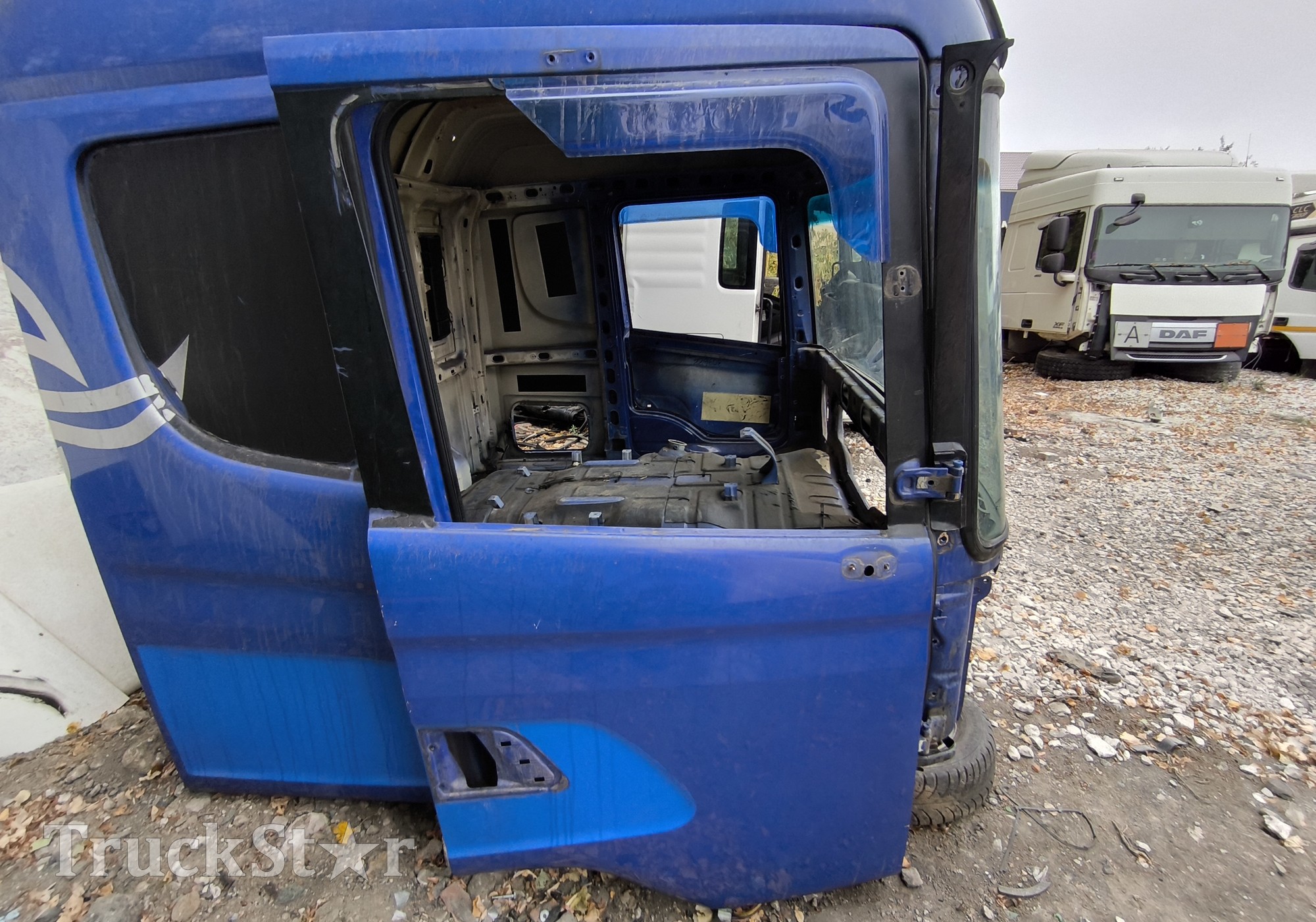 1476535 Дверь правая для Scania 4-series P (с 1995 по 2007)