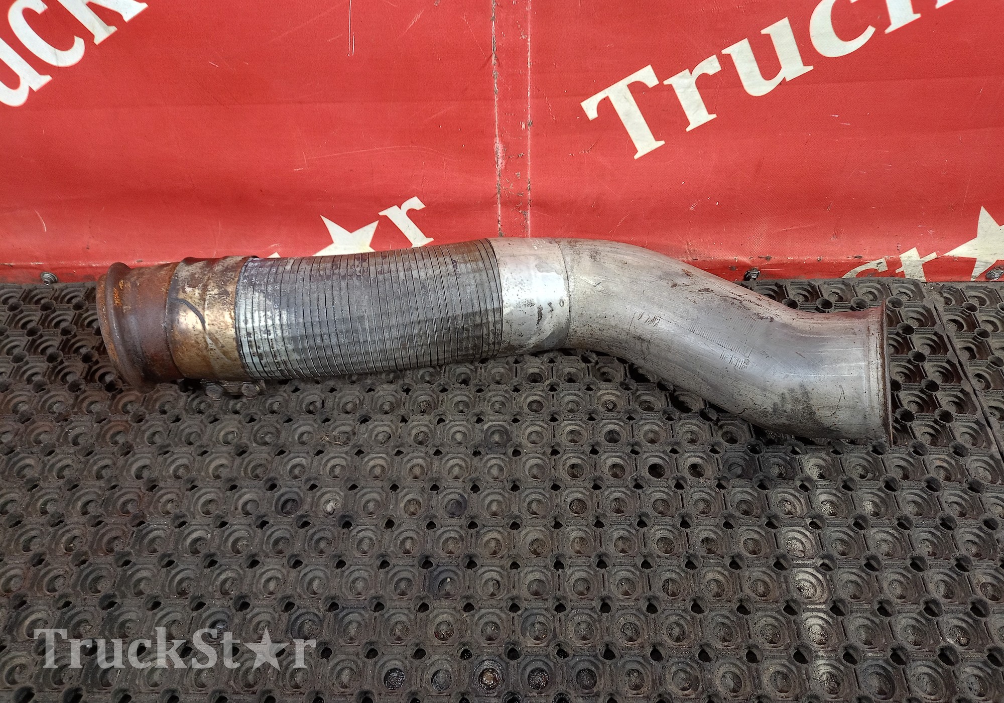 1629939 Приемная труба глушителя для Volvo FH 2 (с 2002 по 2008)