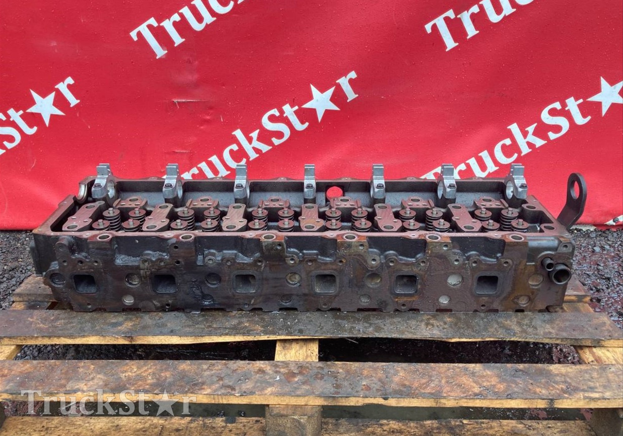 51031006884 Головка блока цилиндров для Man TGX II (с 2012)