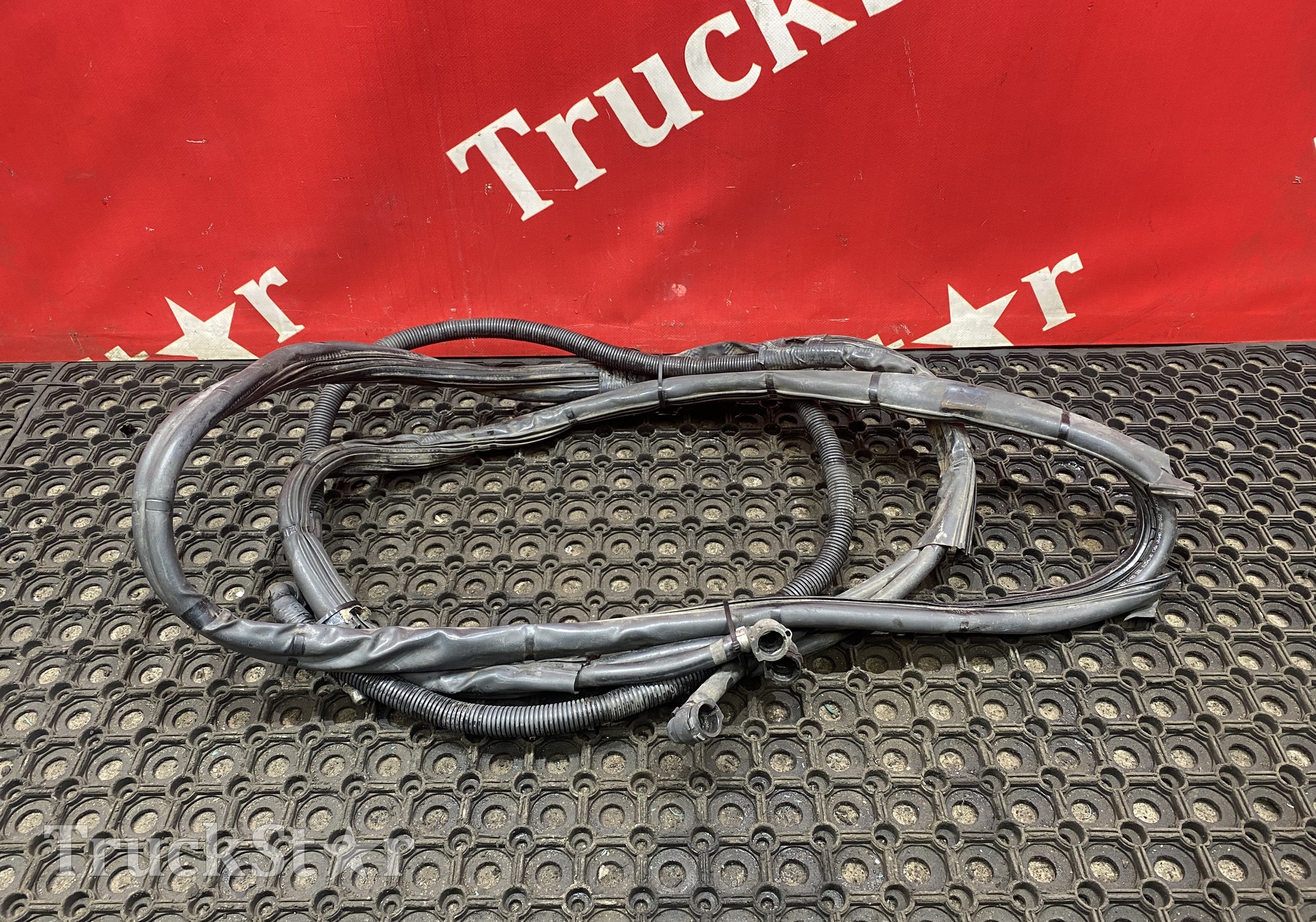 9305010382 Трубки системы AdBlue для Mercedes-Benz Actros MP3 (с 2008)