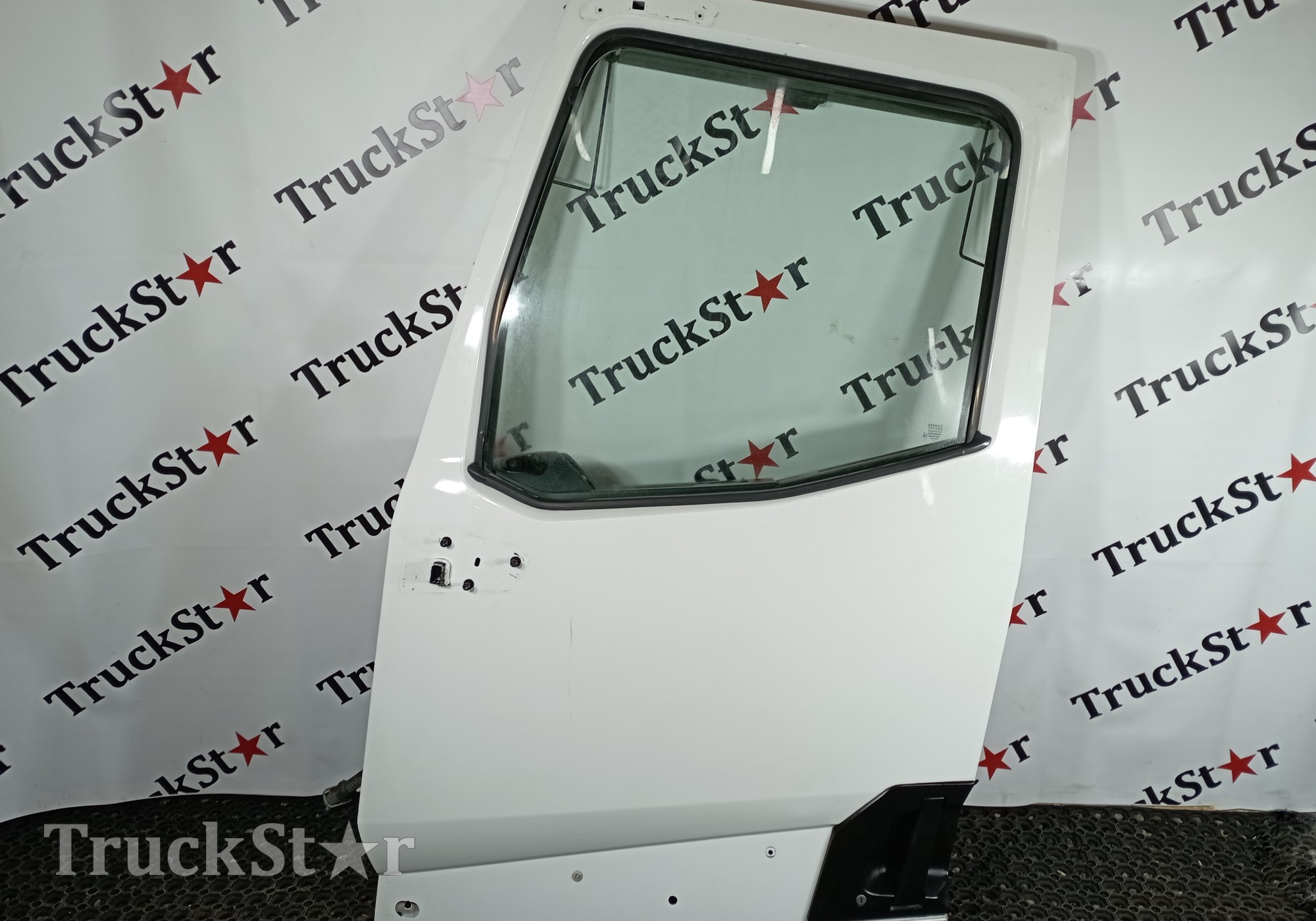 7482702620 Дверь левая 2020г. для Renault T (с 2013)