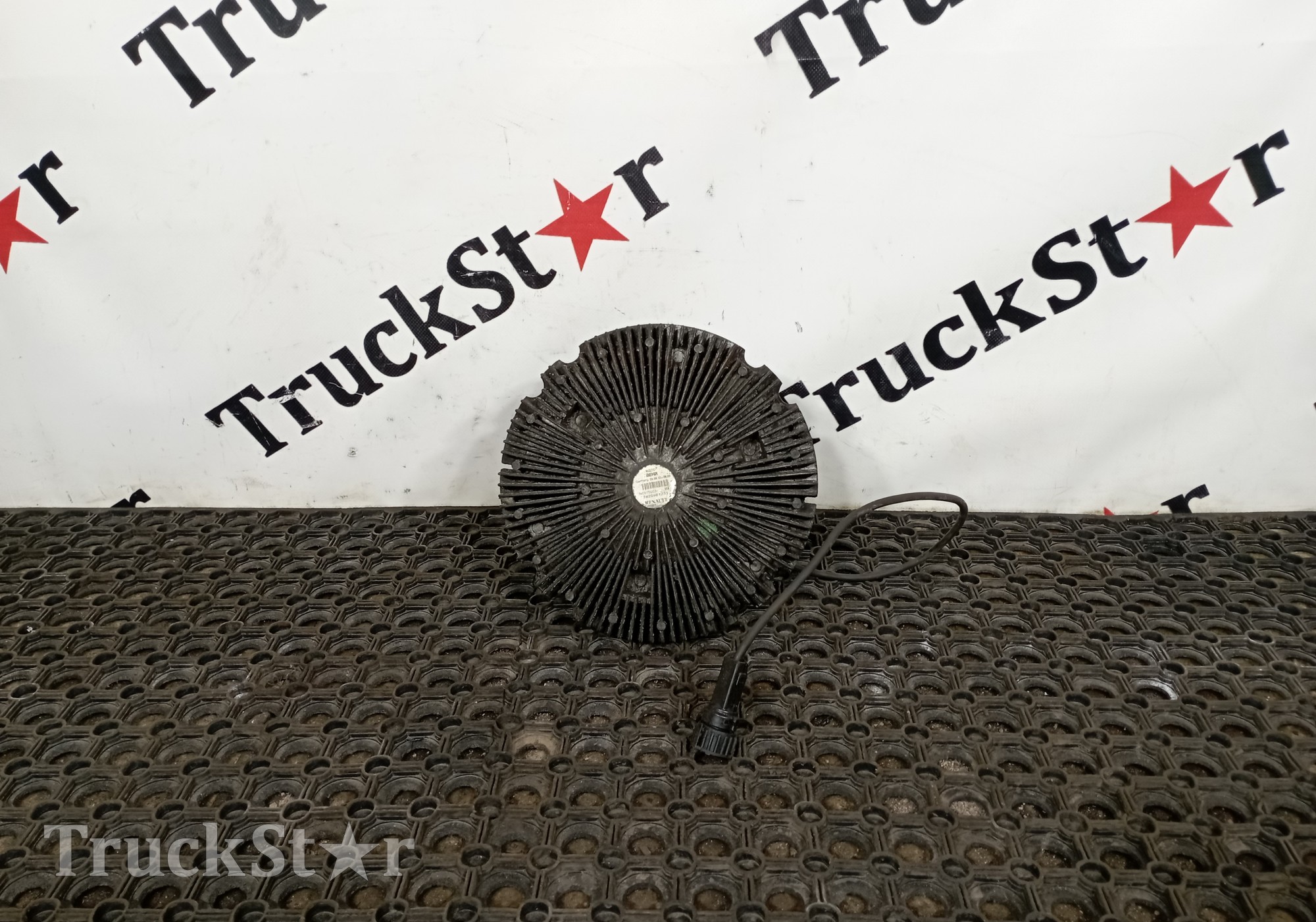 7420981231 Вискомуфта для Renault Kerax