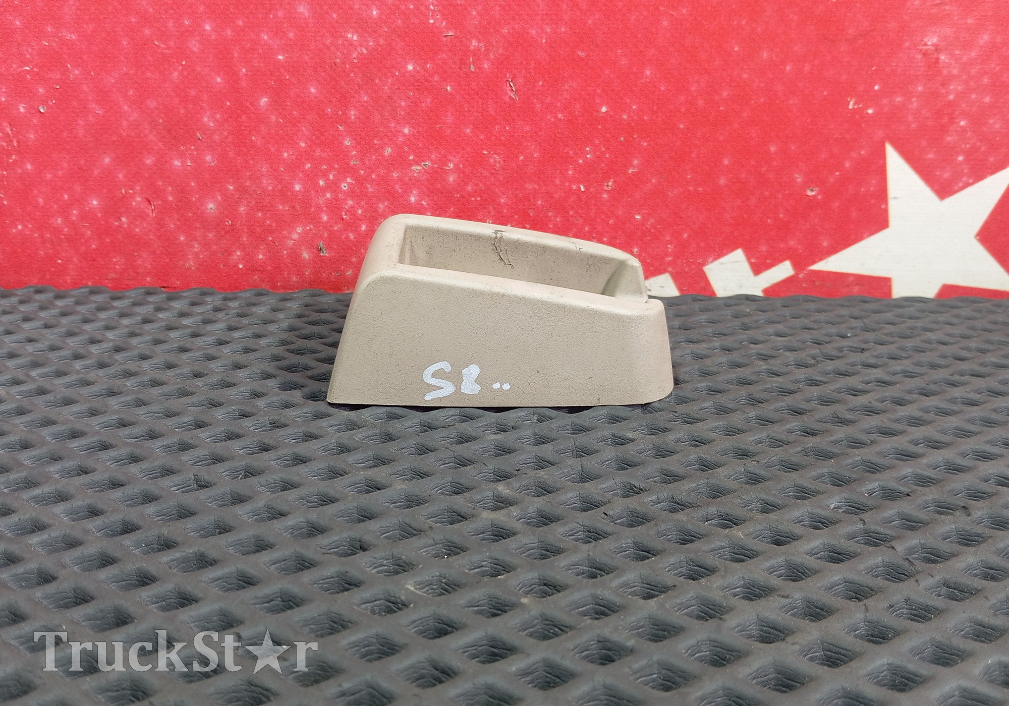 1485670 Кронштейн спальника для Scania 5-series T (с 2004 по 2016)