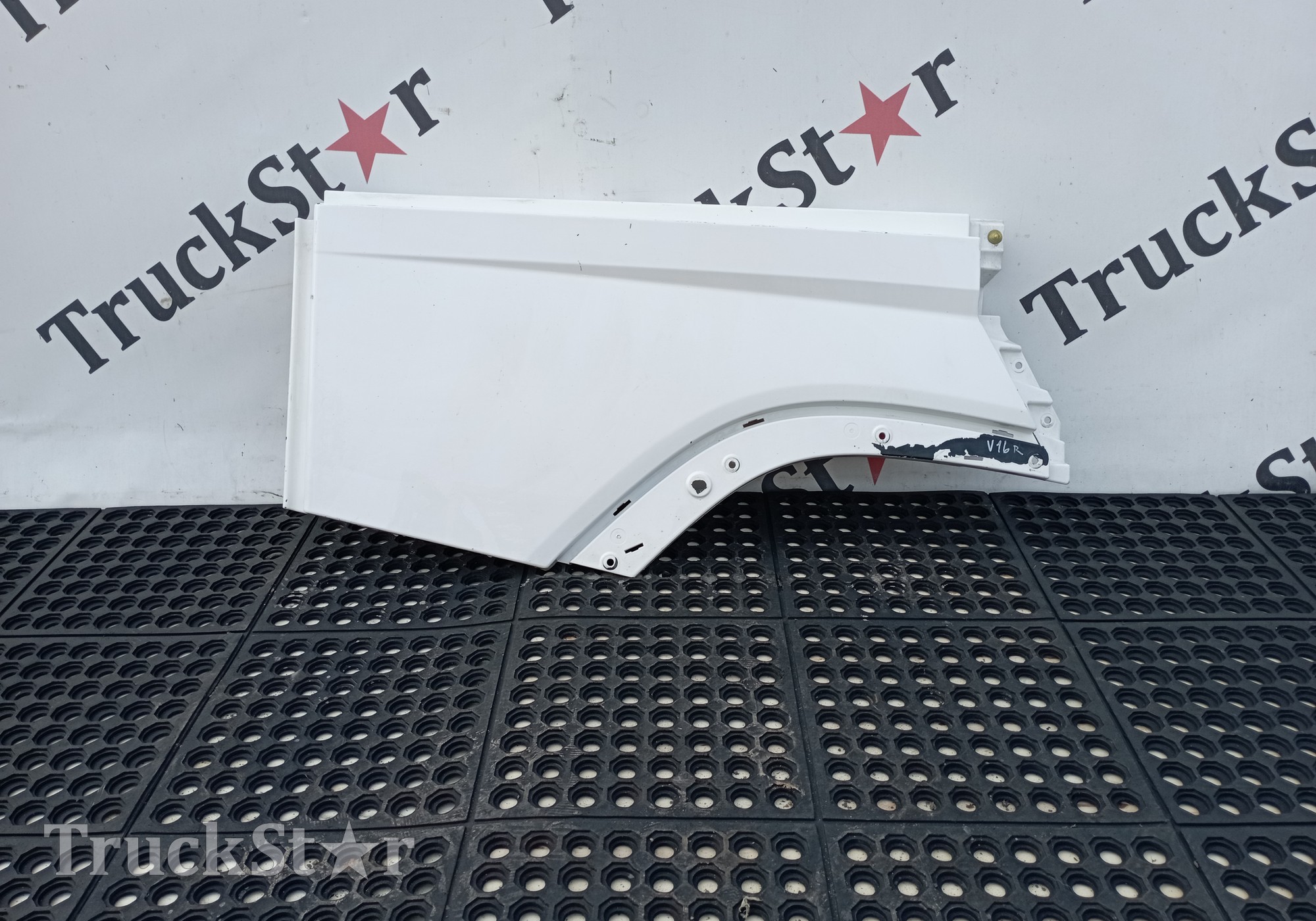 82180201 Продолжение крыла правого для Volvo FH 4 (с 2012)