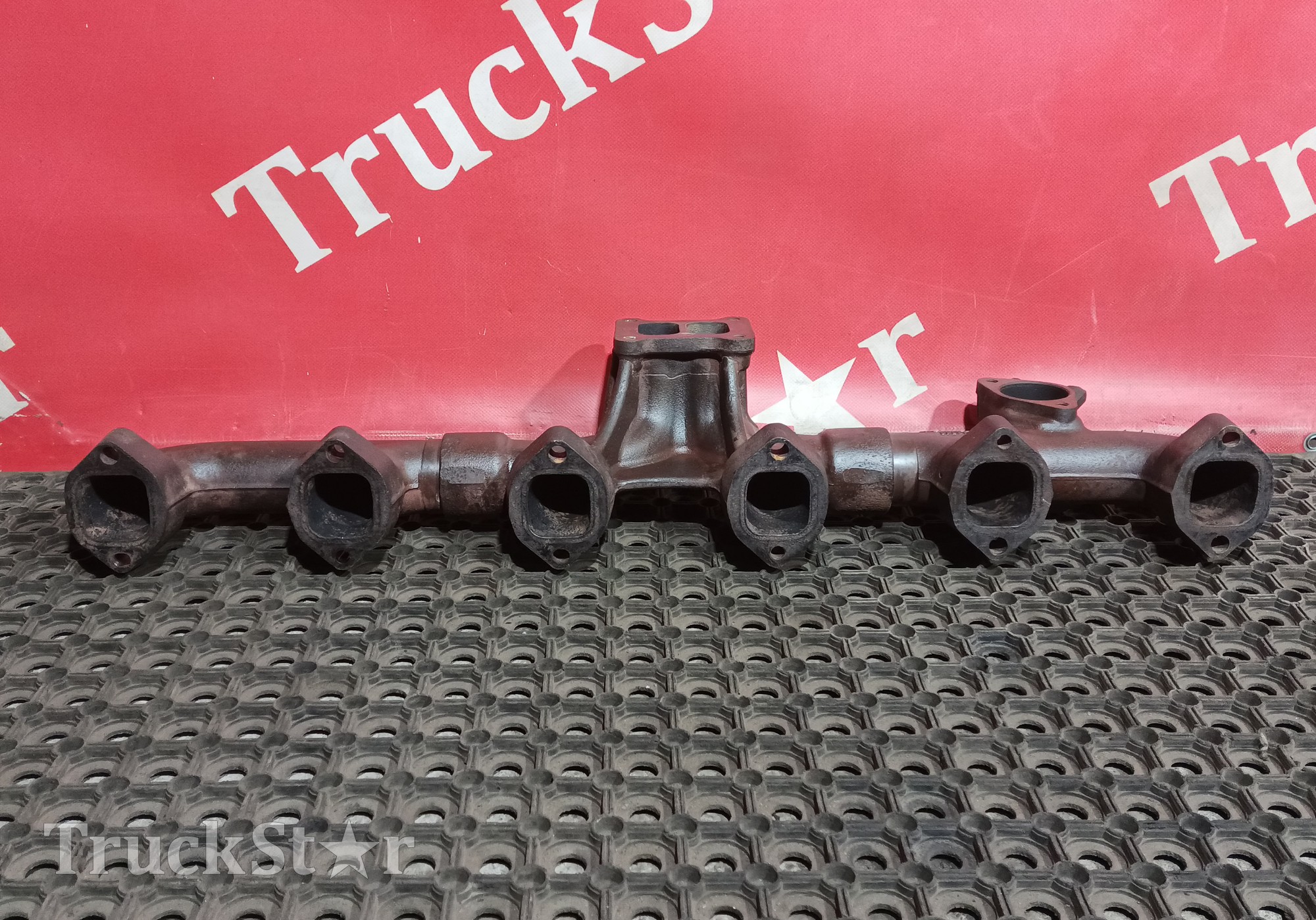 21767048 Коллектор выпускной для Volvo