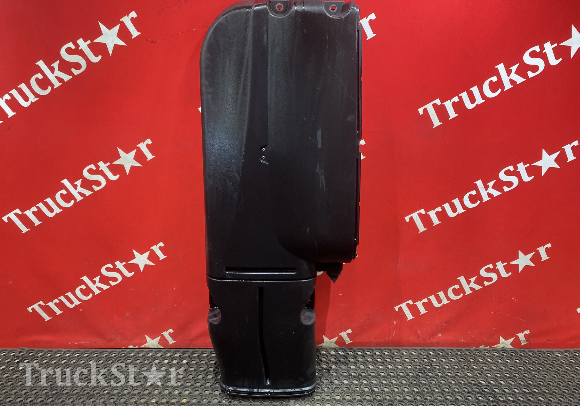1935598 Воздухозаборник 2018г для Daf XF106 (с 2012)