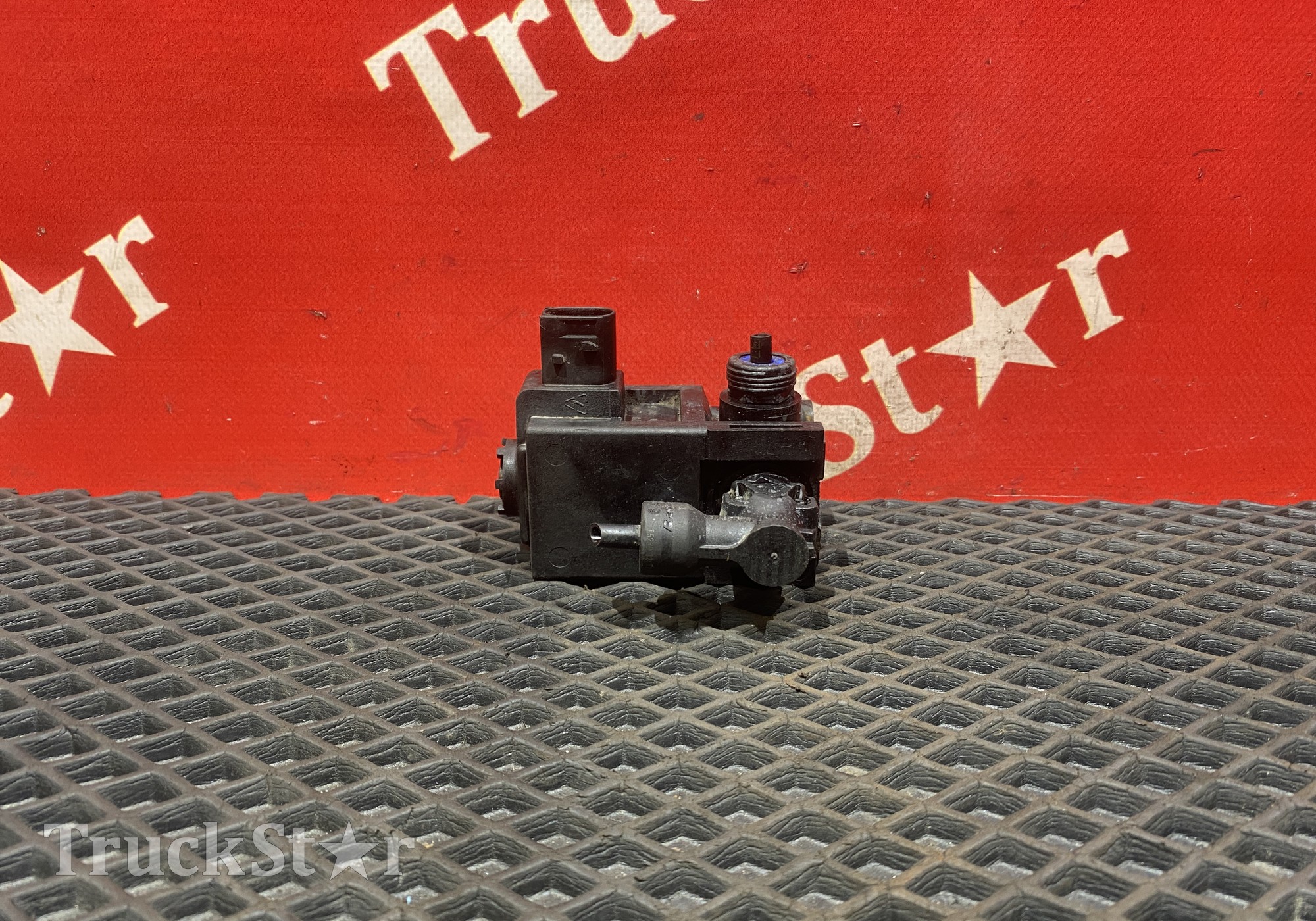 21472978 Клапан электромагнитный для Volvo
