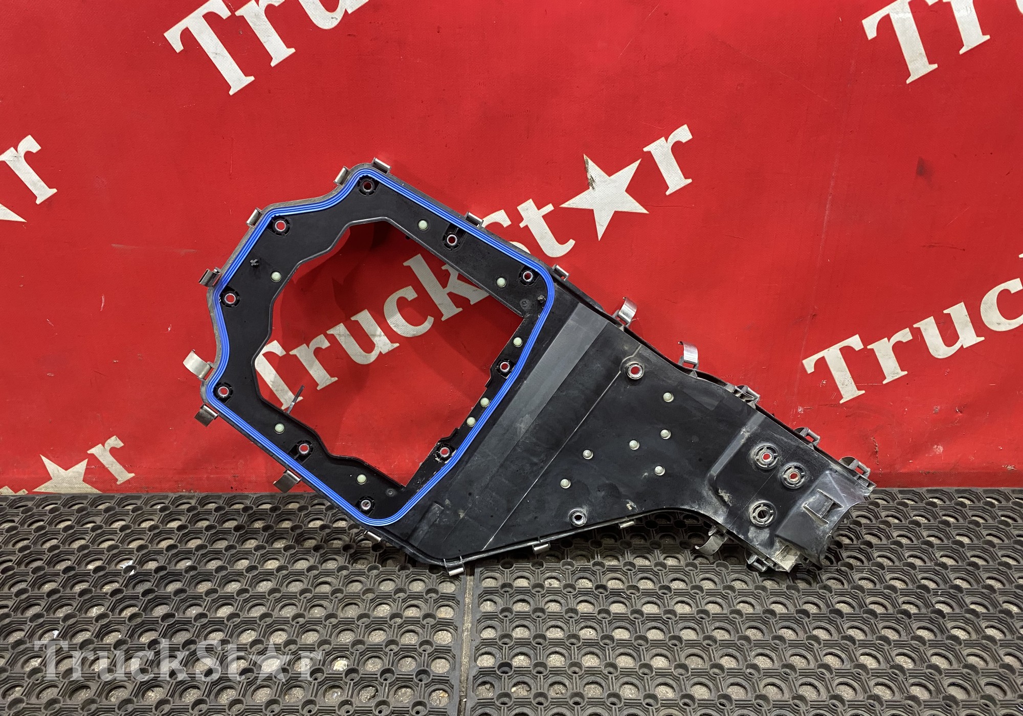 2135597 Корпус электроразъемов 2019г для Daf XF106 (с 2012)