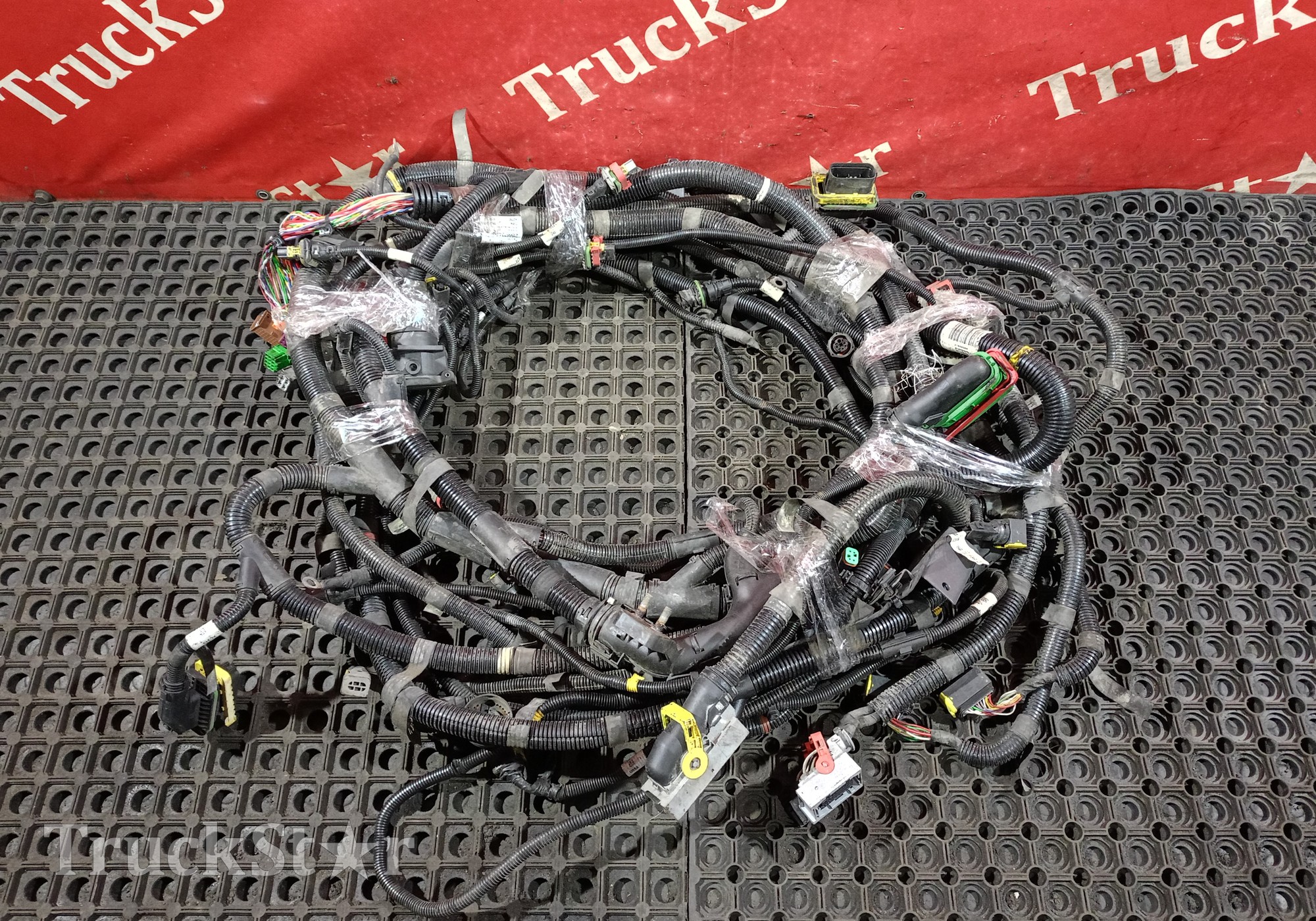 21566734 Проводка шасси основная для Volvo