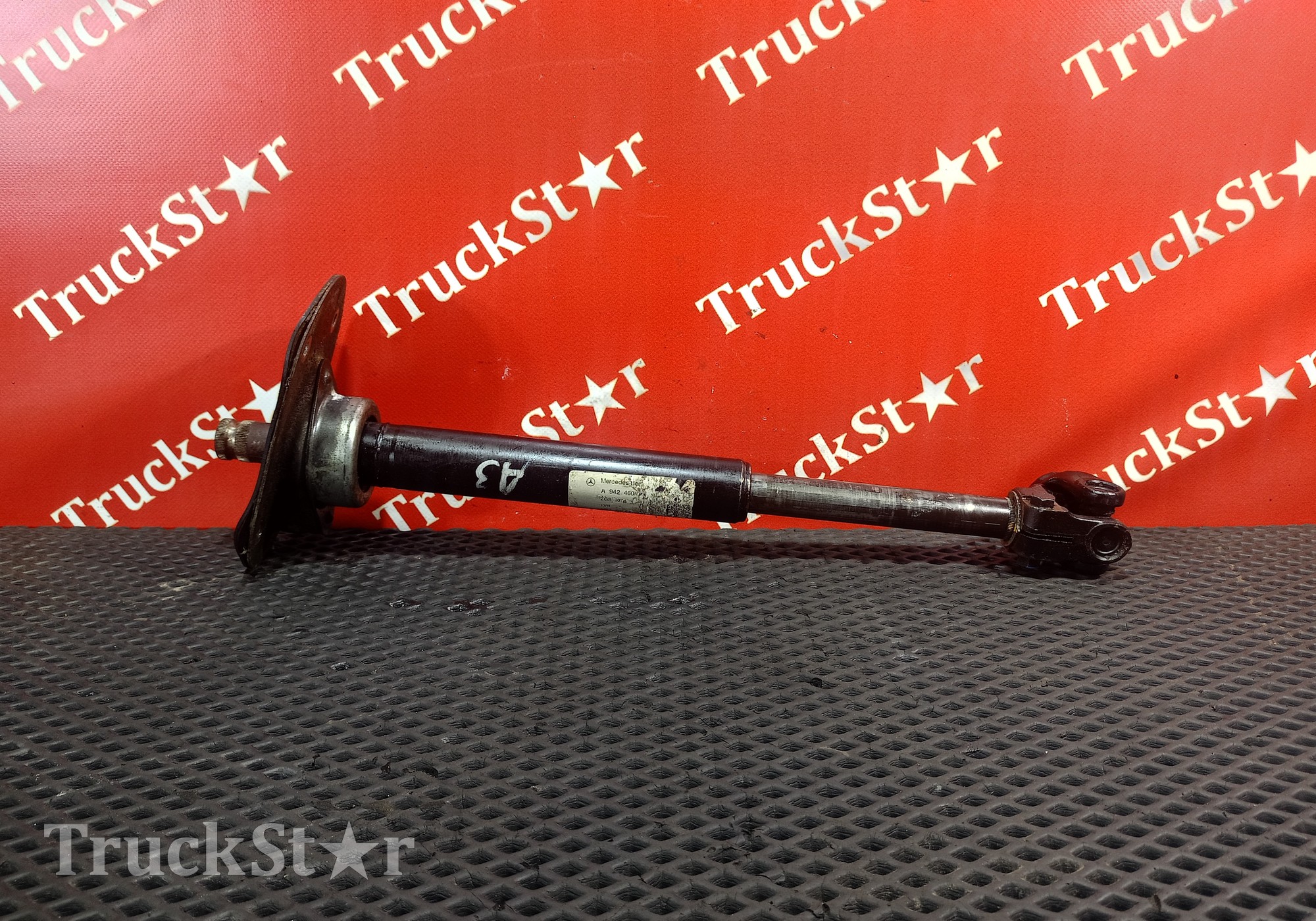 A9424601009 Кардан рулевой для Mercedes-Benz Actros MP1 (с 1996 по 2003)
