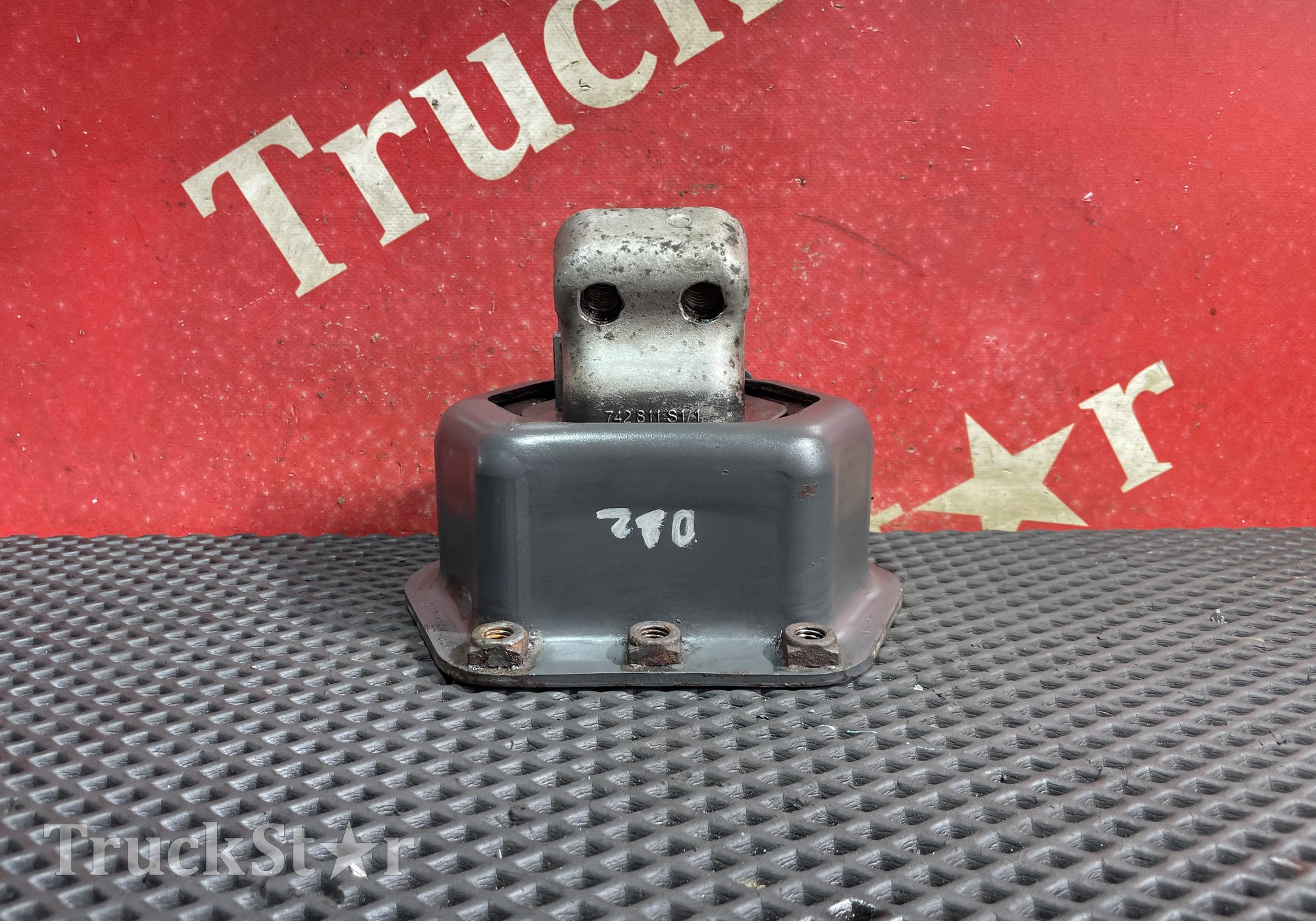 1378587 Подушка двигателя задняя для Daf XF106