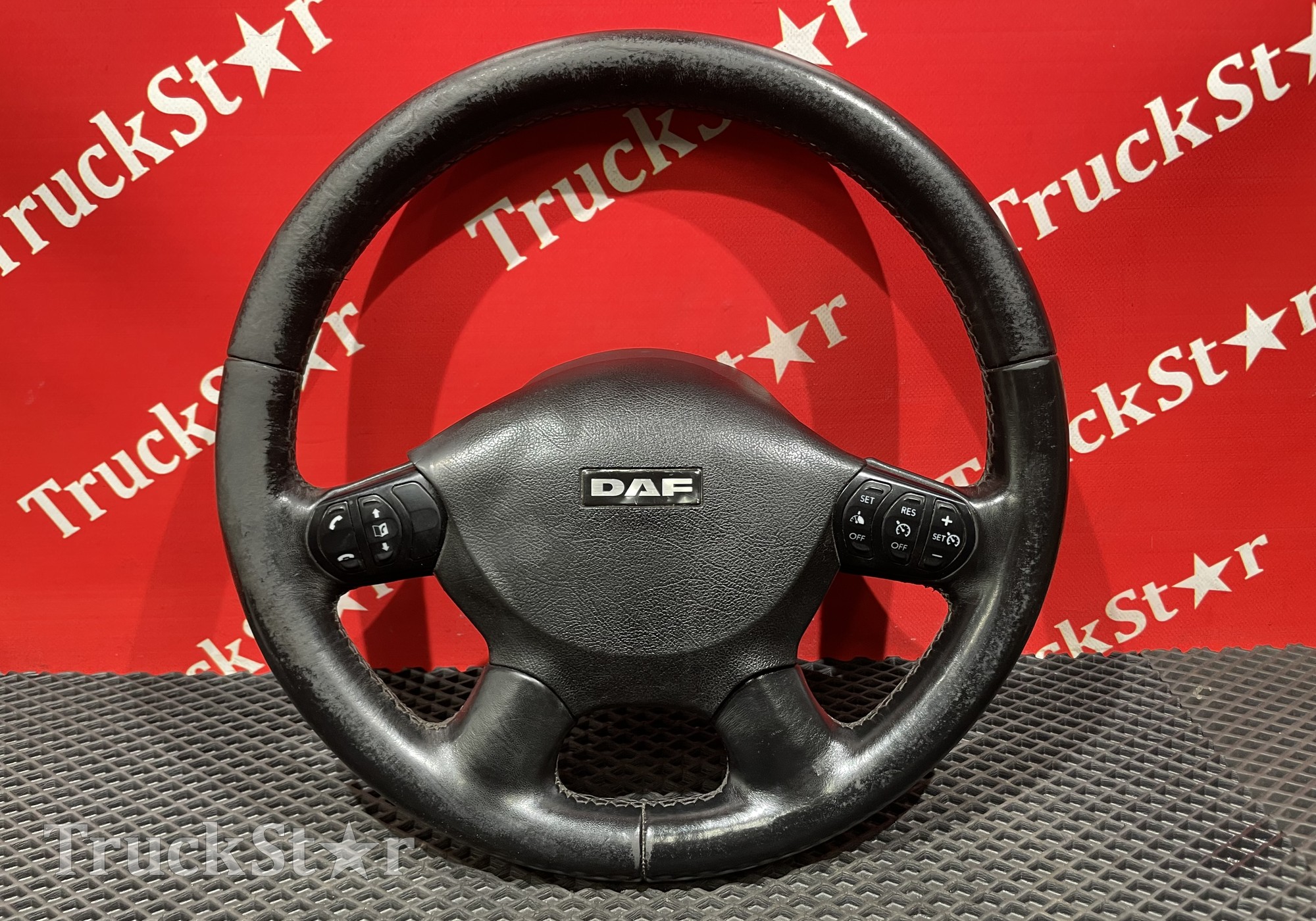 1801927 Руль для Daf CF II (с 2006 по 2013)