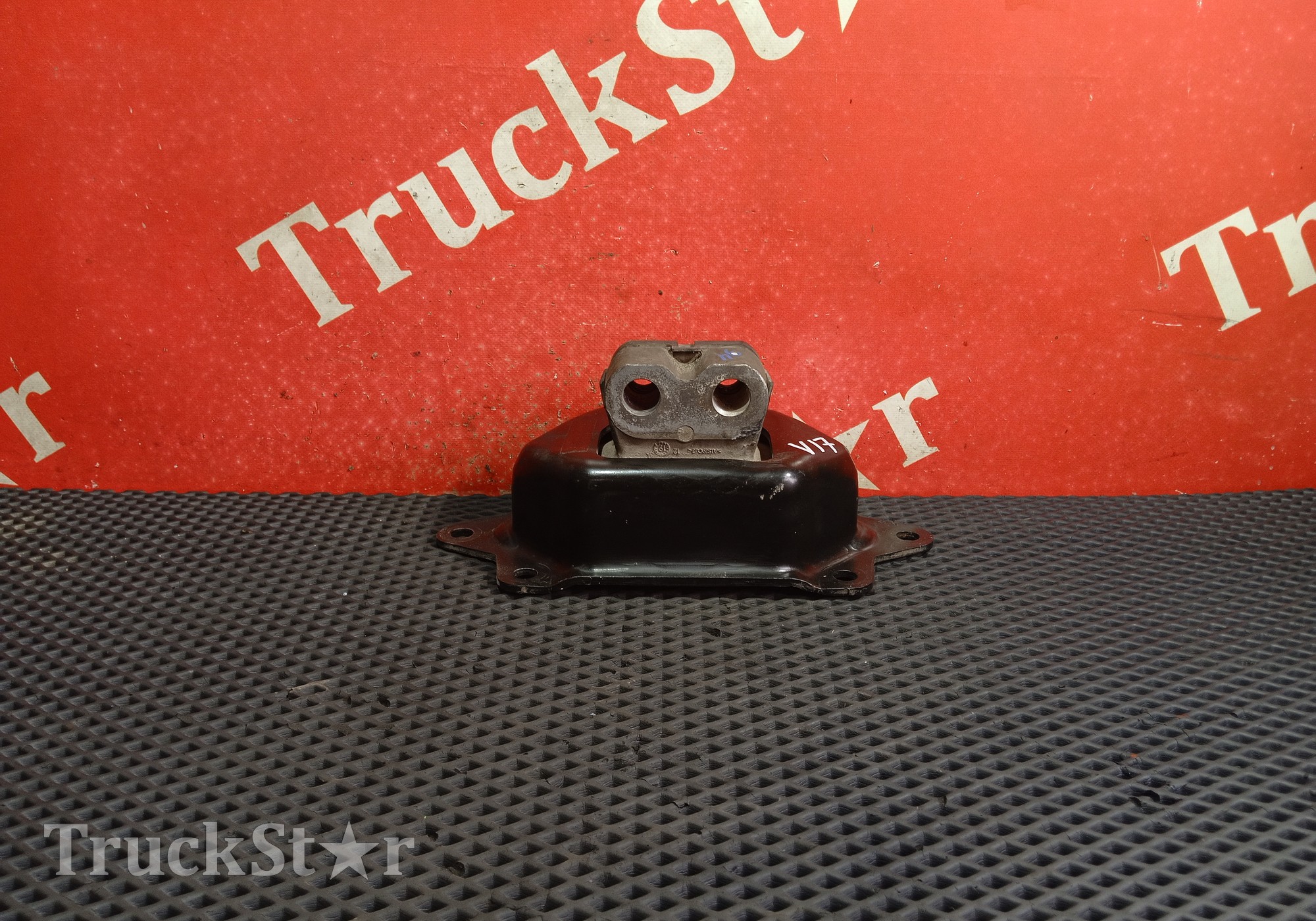21416525 Подушка двигателя задняя 2019г для Volvo FM