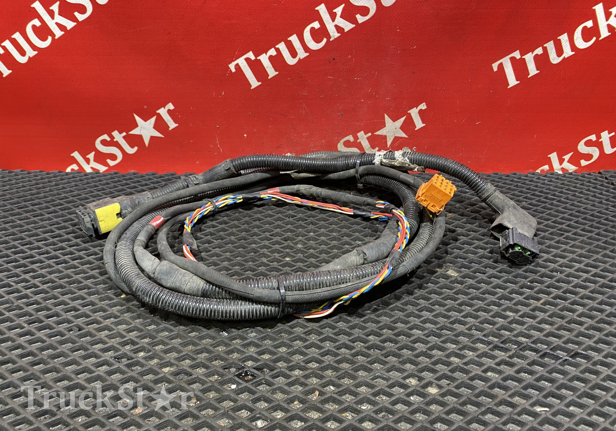 2108467 Проводка шасси 2018г для Daf XF106 (с 2012)