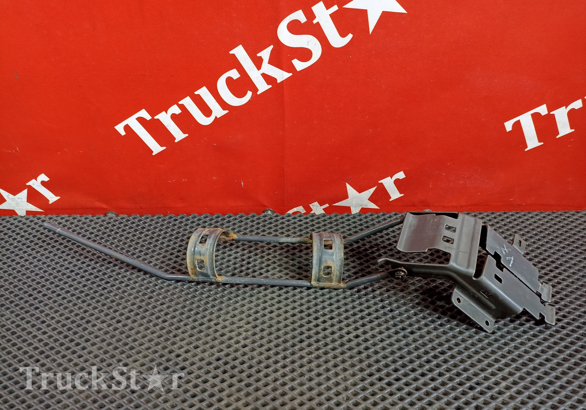 21458671 Кронштейн проводки для Volvo FM