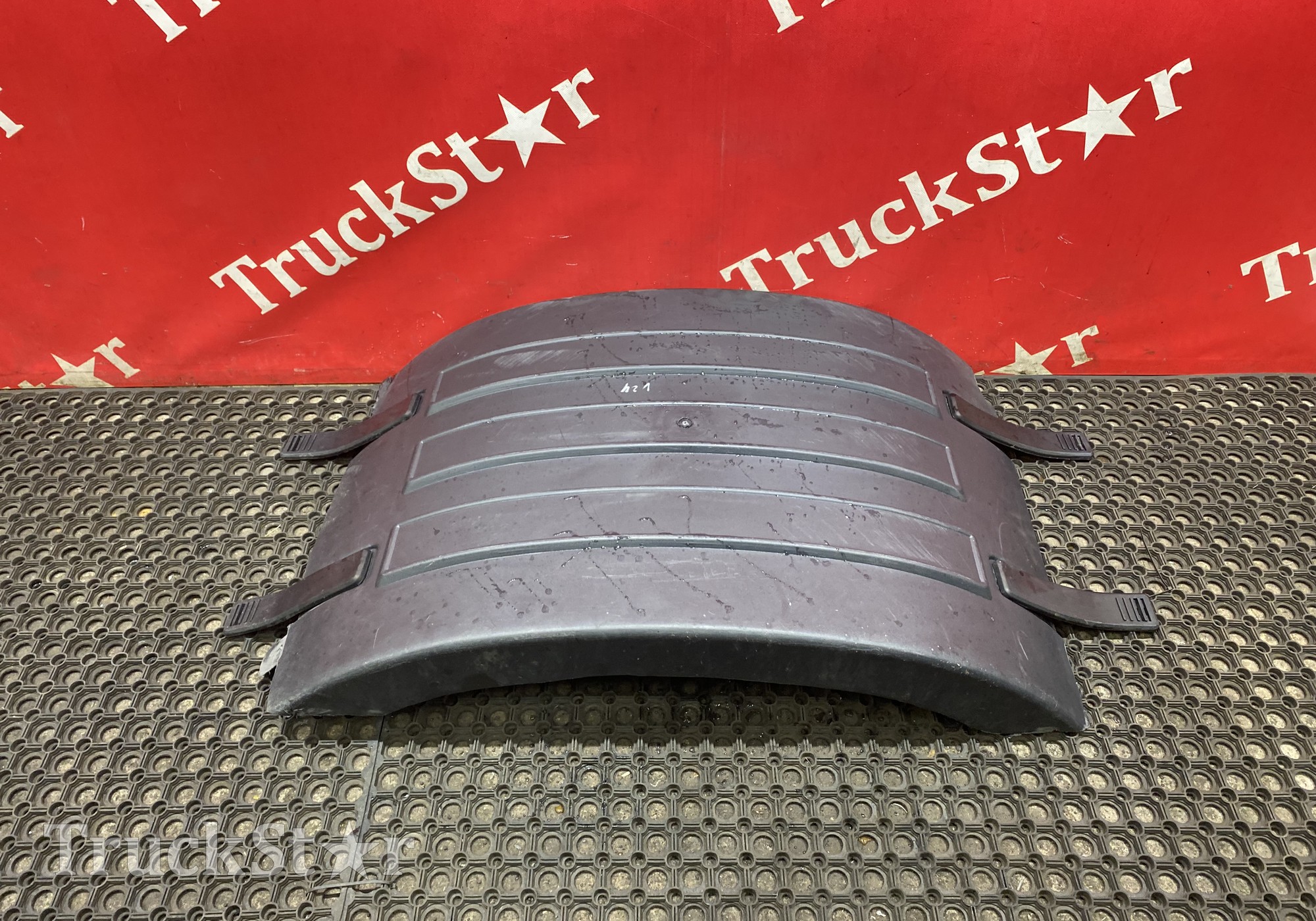 21094384 Крыло заднее верхняя часть 2019г для Volvo FH