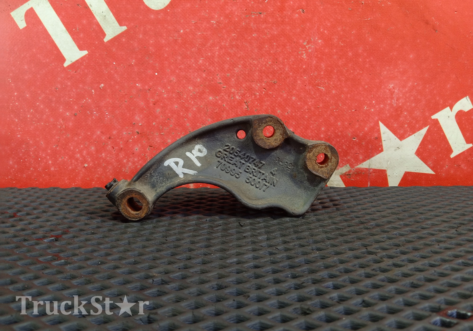 20540747 Кронштейн генератора для Renault Premium