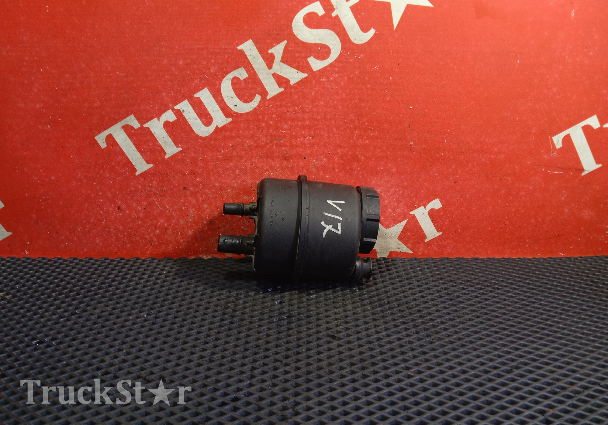 0274965 Бачок ГУРа 2019 г. для Iveco Eurotrakker