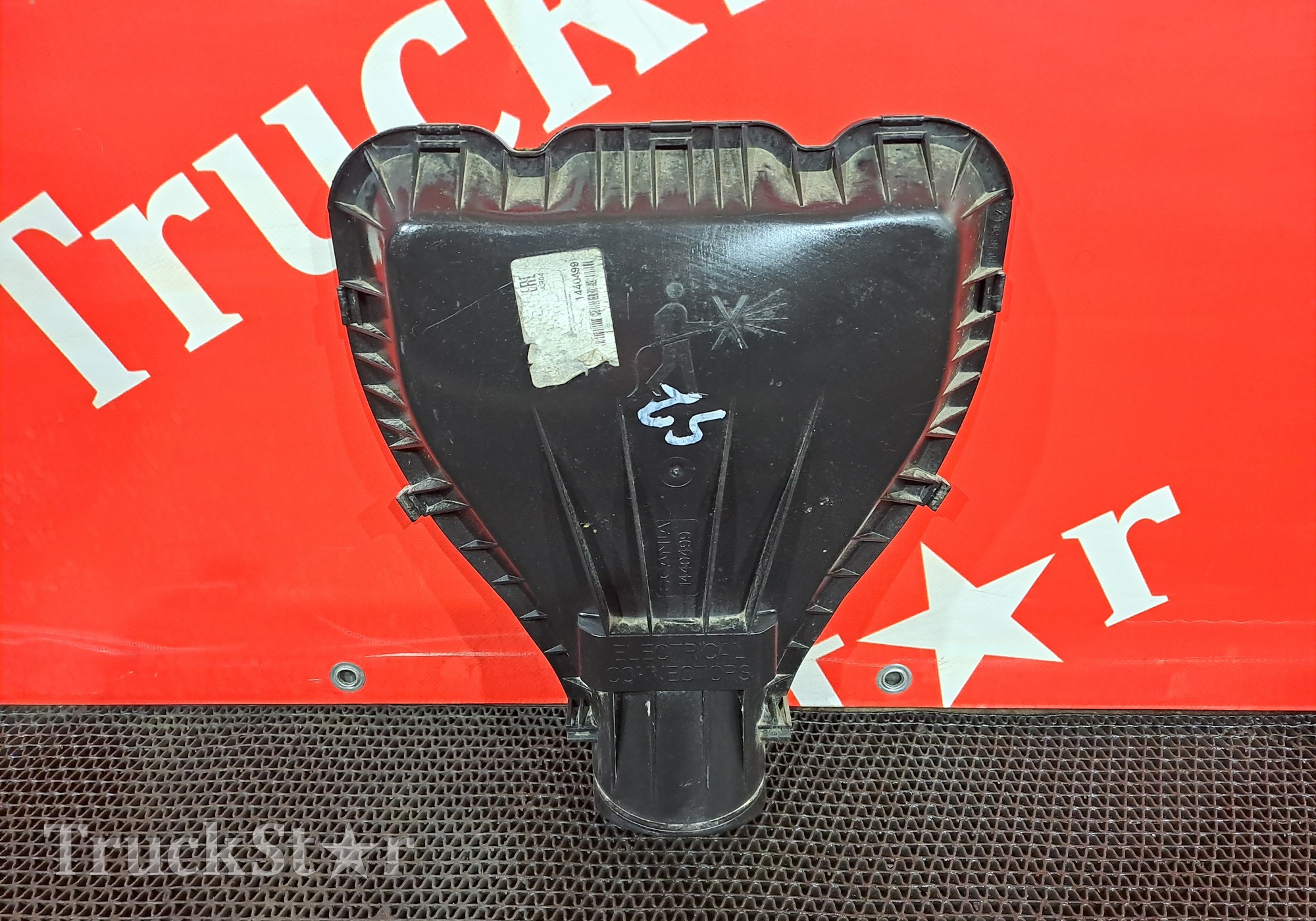 1440499 Крышка электроразъемов для Scania 5-series R (с 2004 по 2016)