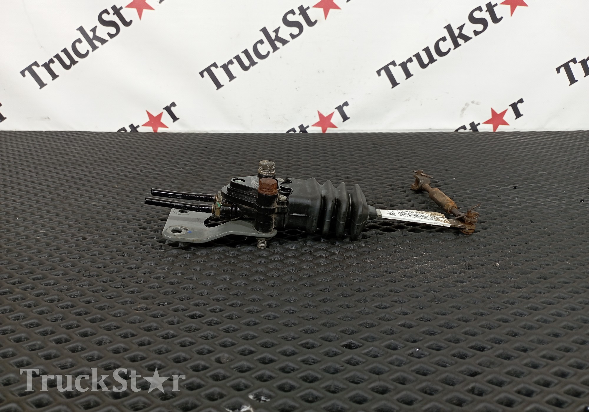 AZ16D443000014 Датчик уровня пола 2023г. для Sinotruk Sitrak C7H
