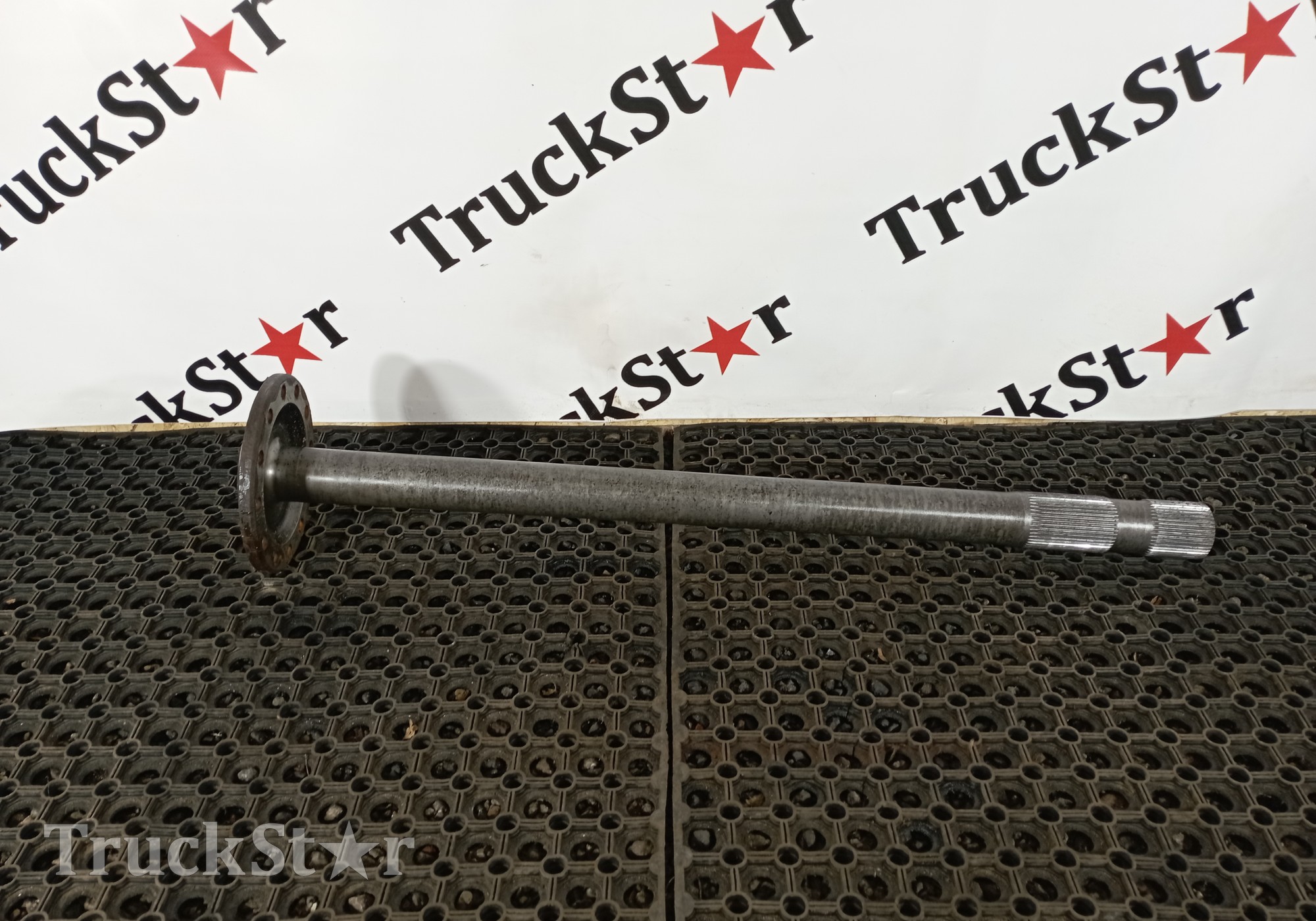 7420836831 Полуось с блокировкой для Volvo FM