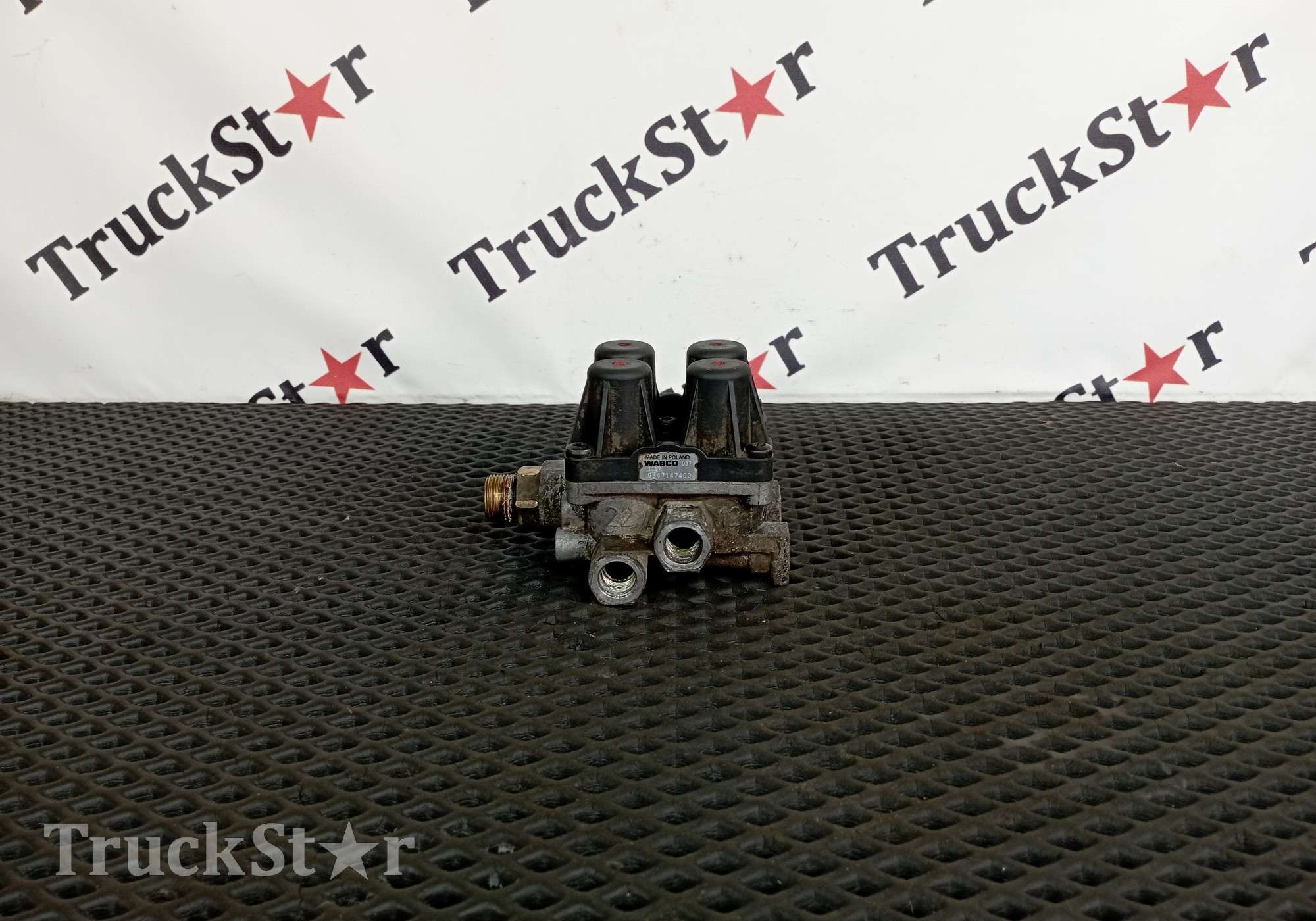 9347147400 Кран защитный 4-х контурный для Volvo FM