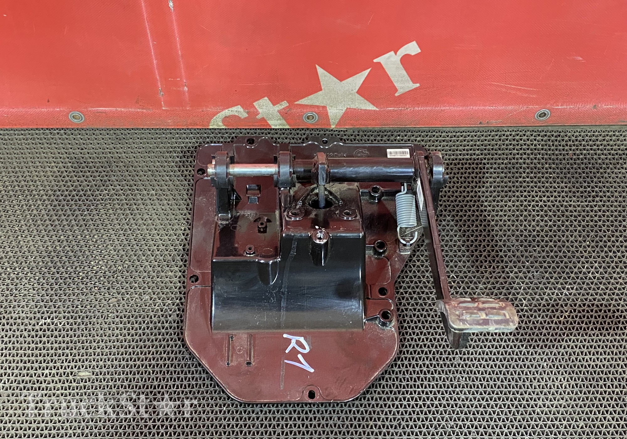 7482239553 Педальный узел 2018г для Renault T (с 2013)