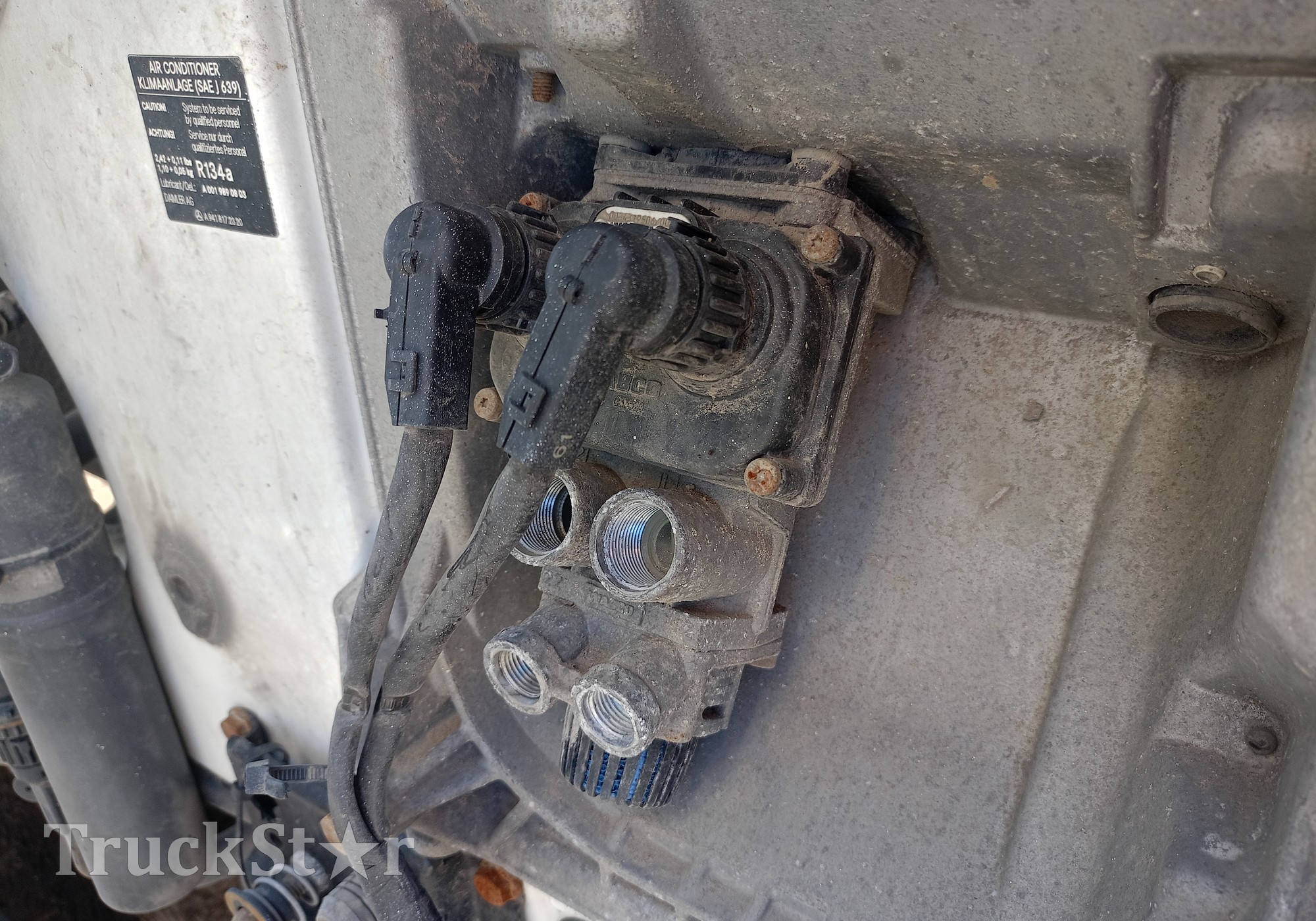 0034319506 Кран тормозной главный для Mercedes-Benz Actros MP3 (с 2008)