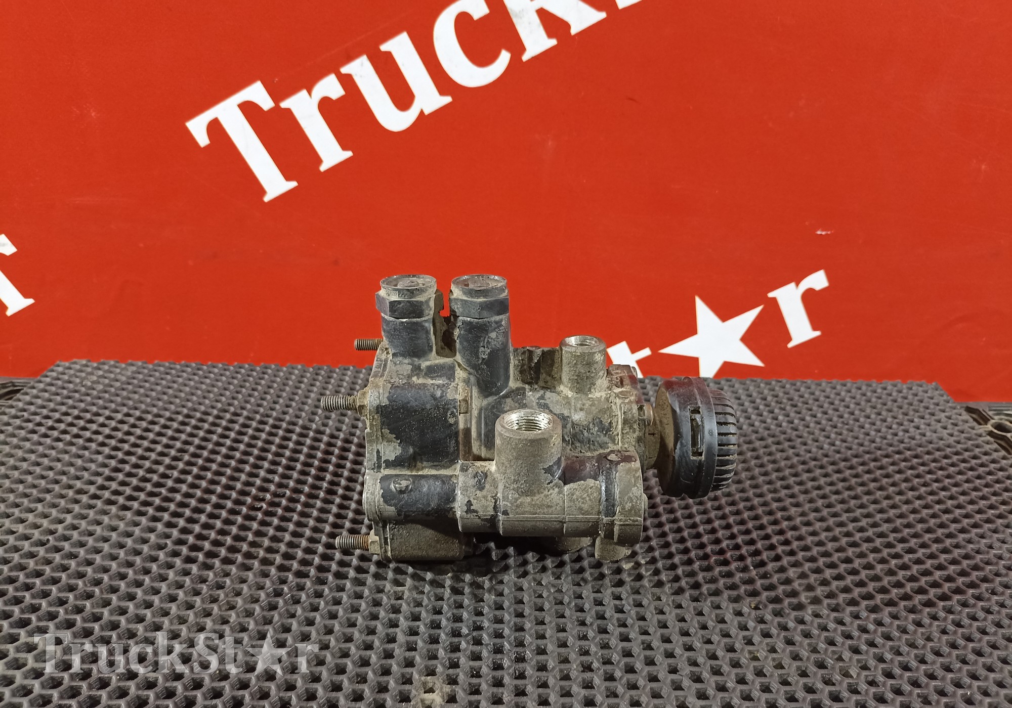 81523016189 Кран управления тормозами для Man TGX II (с 2012)