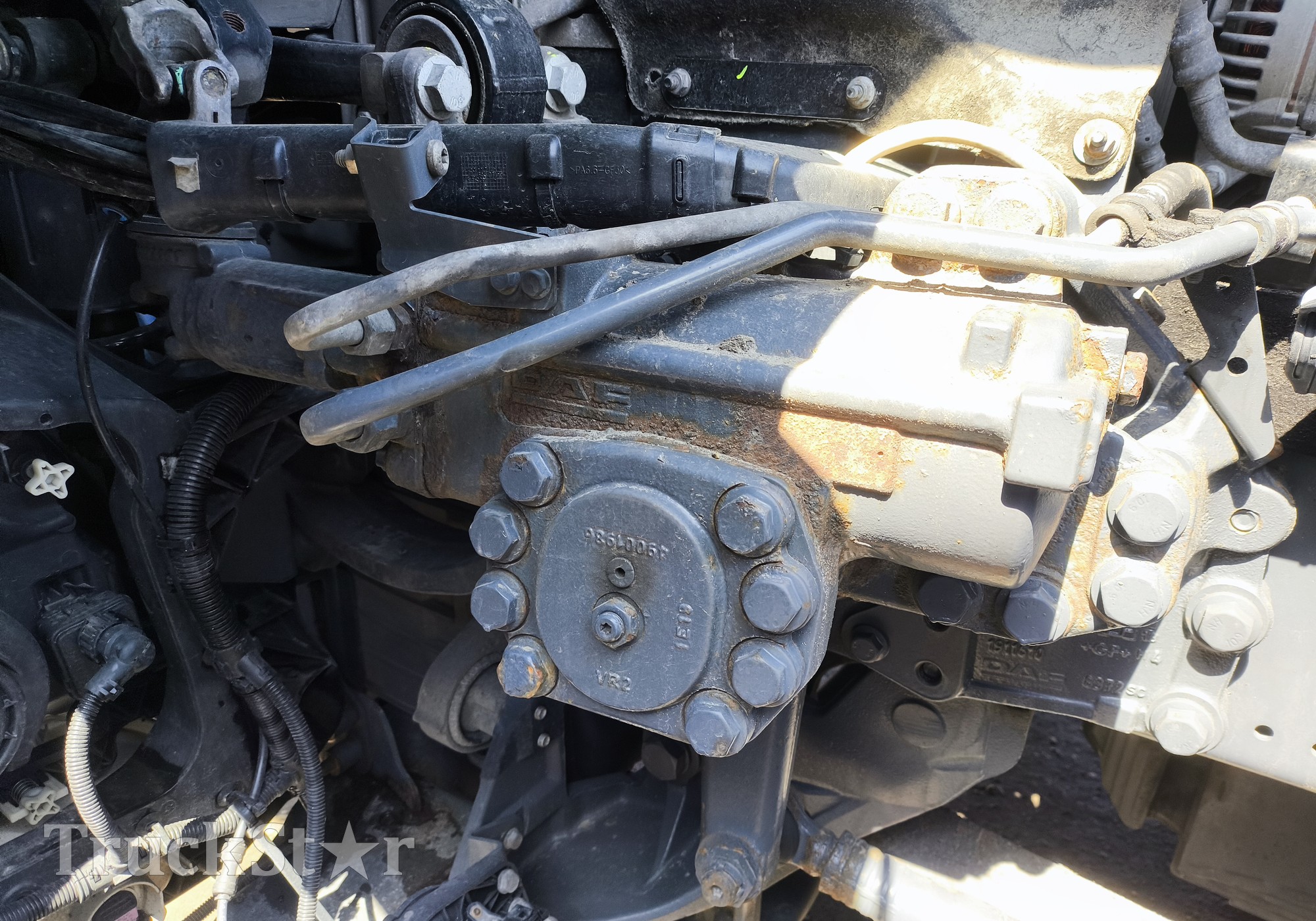 2416795 ГУР 2018г. для Daf XF106 (с 2012)