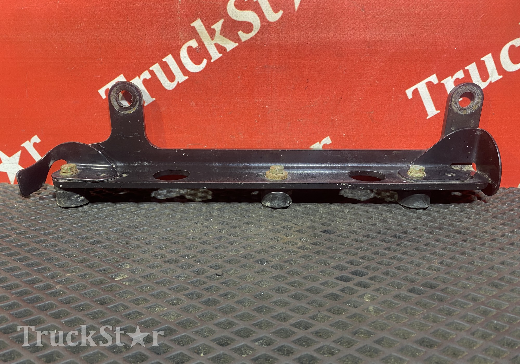 81429020342 Кронштейн трапа 2019г для Man TGX II (с 2012)