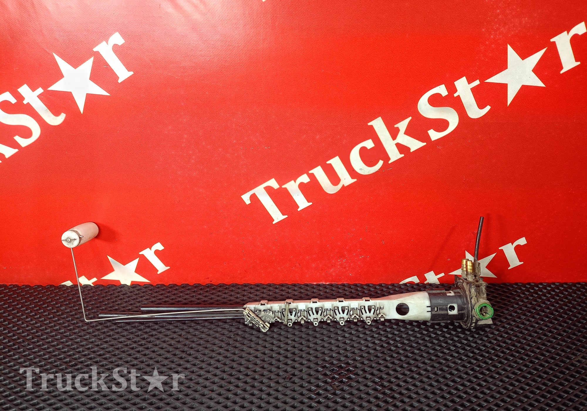 0135420218 Топливозаборник для Mercedes-Benz Actros MP1 (с 1996 по 2003)