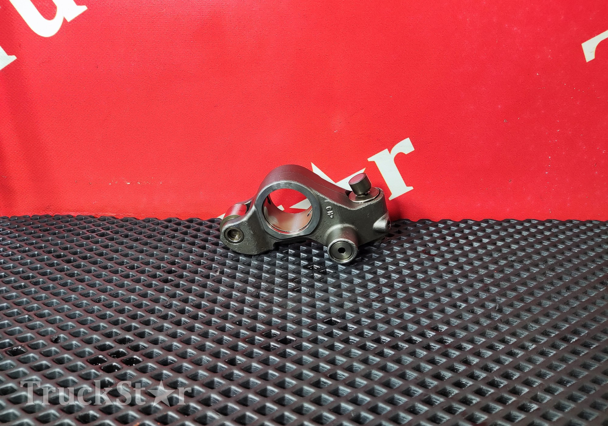 21539409 Рокер выпускной для Volvo FM