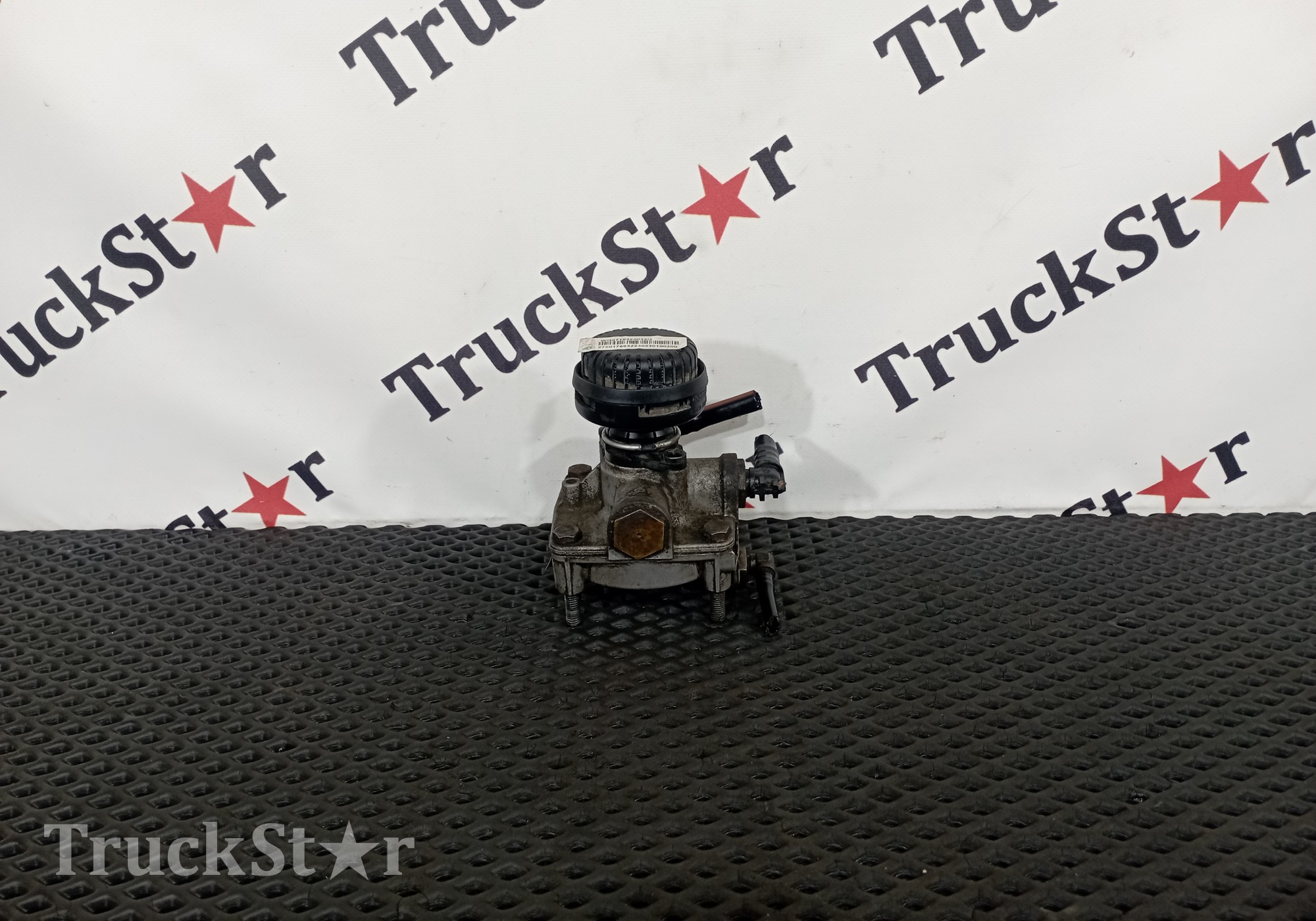 WG9000360524 Клапан ускорительный 2023г. для Sinotruk Sitrak C7H