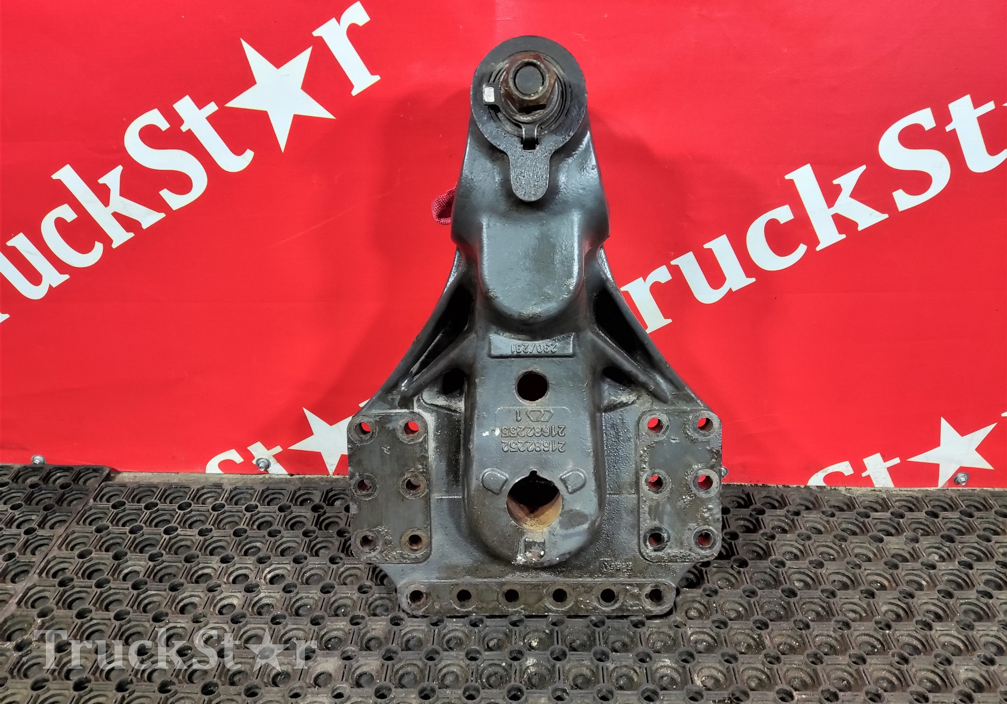 7421682255 Кронштейн задней полурессоры для Renault Premium