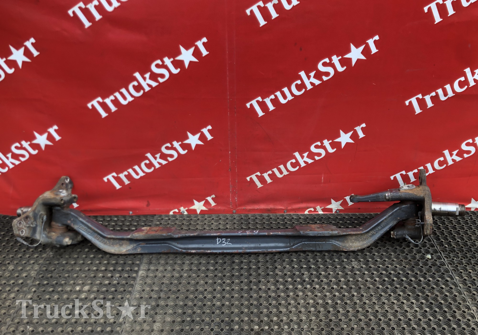 1785563 Балка передняя в сборе для Daf