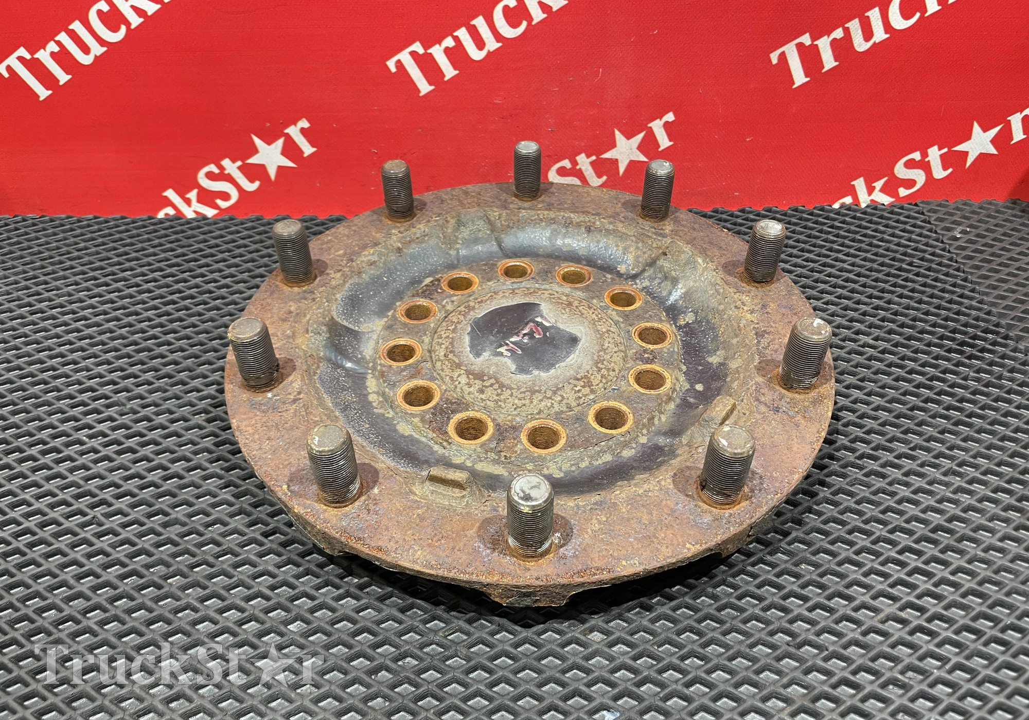81443013194 Фланец передней ступицы для Man TGM