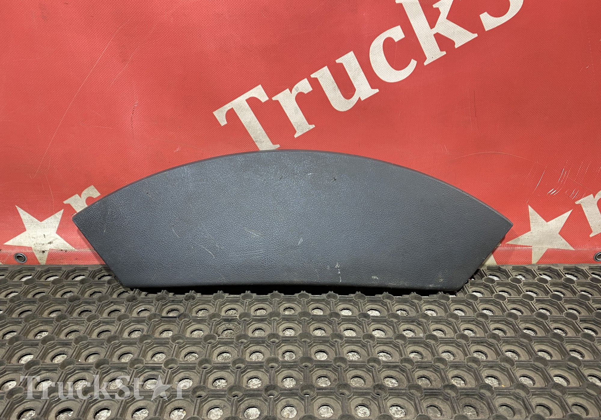 9406800707 Накладка торпедо для Mercedes-Benz Axor