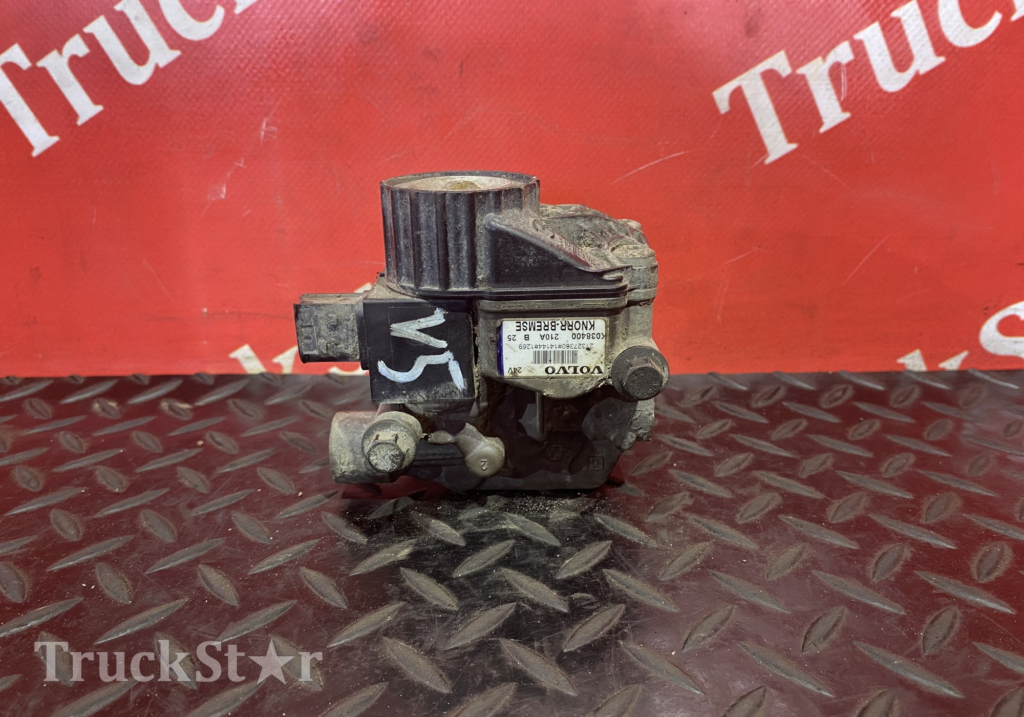 21327360 Кран ABS для Renault T