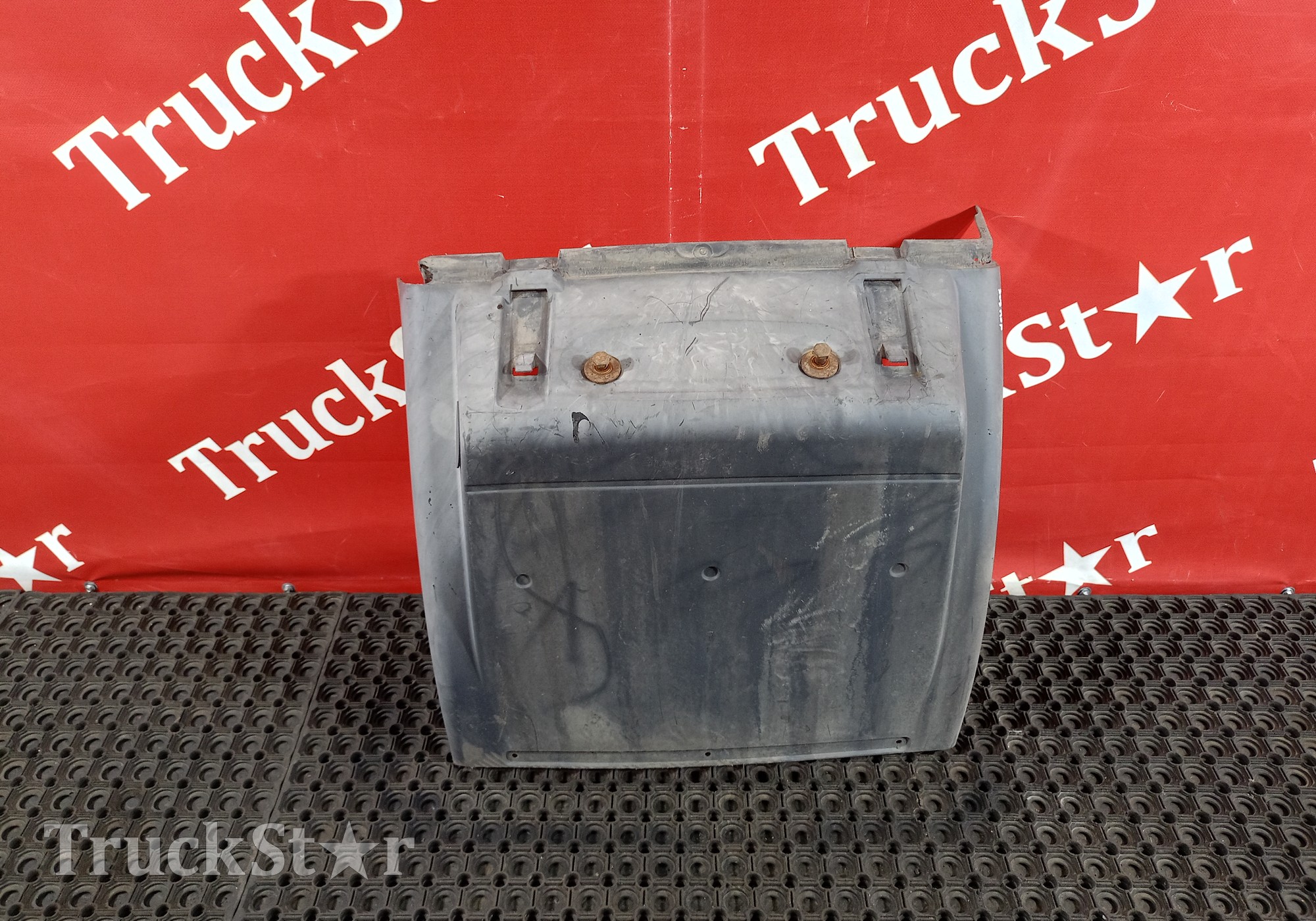 81664106599 Крыло заднее передняя часть для Man TGM