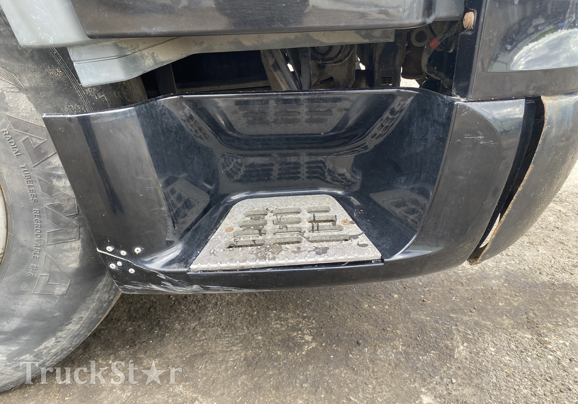 1642683 Корпус подножки правый для Daf XF95