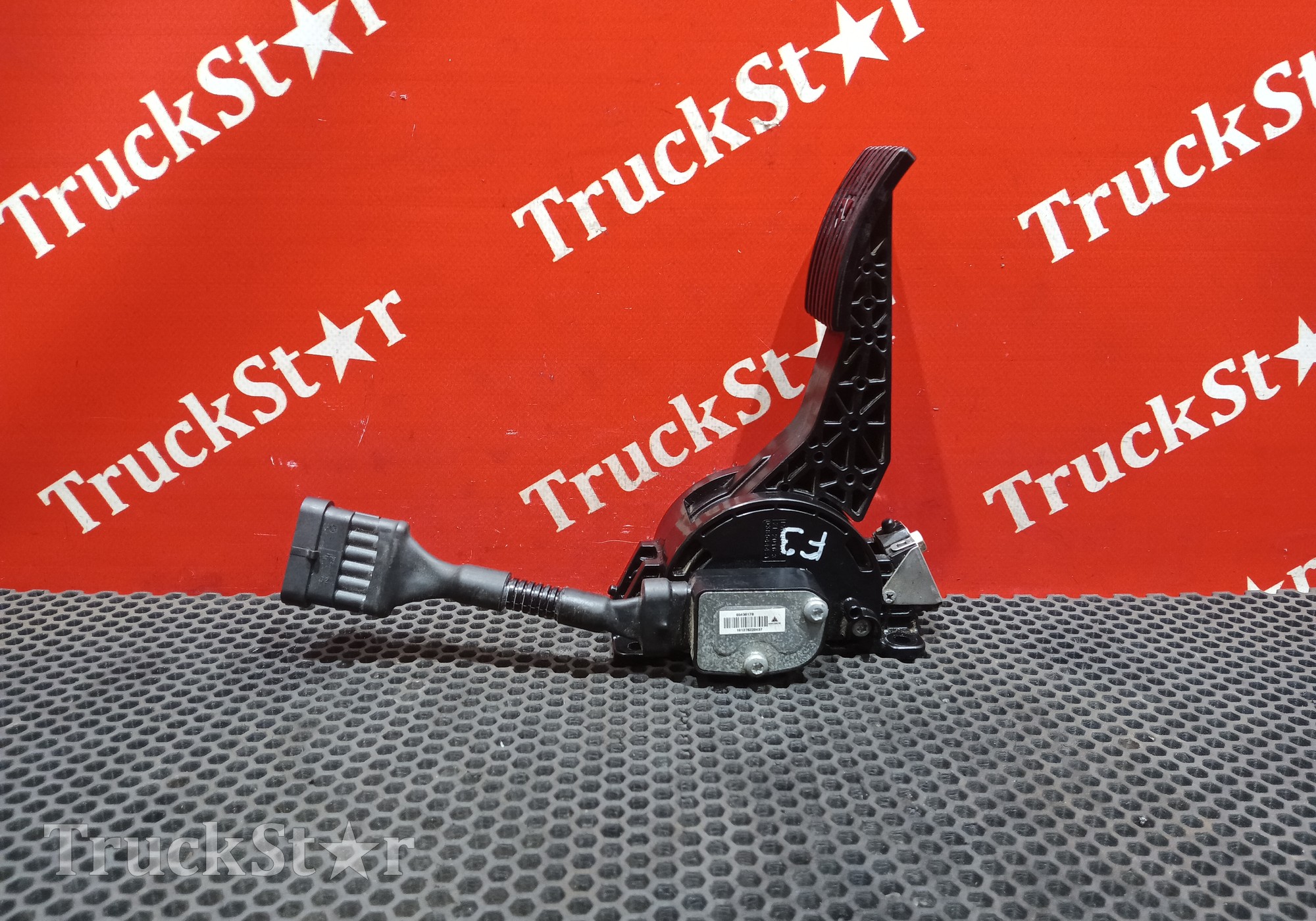 H4117030103A0 Педаль газа 2023г для Foton Auman EST