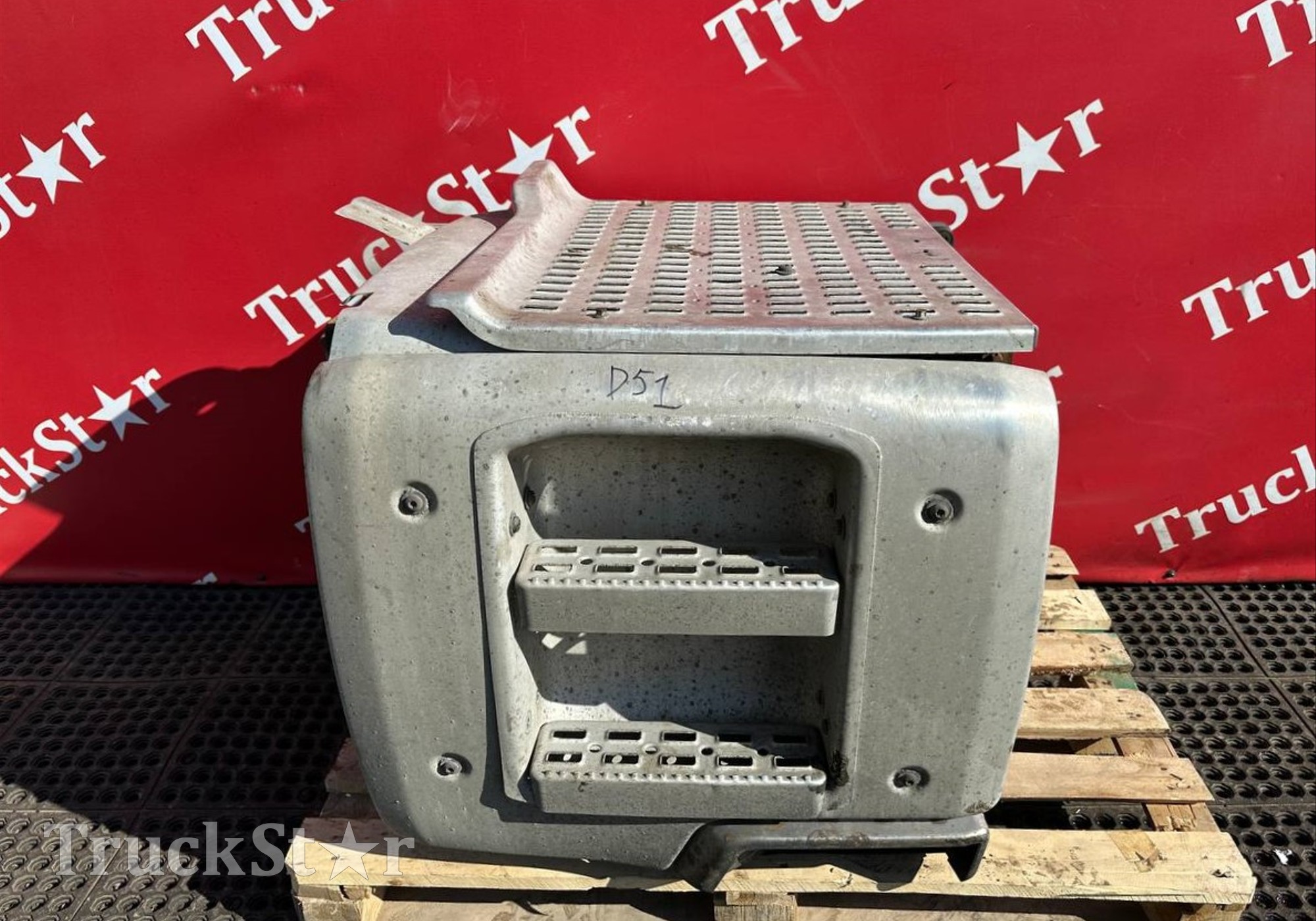 2291695 Глушитель основной Euro-5 в сборе 2019г для Daf XF106 (с 2012)